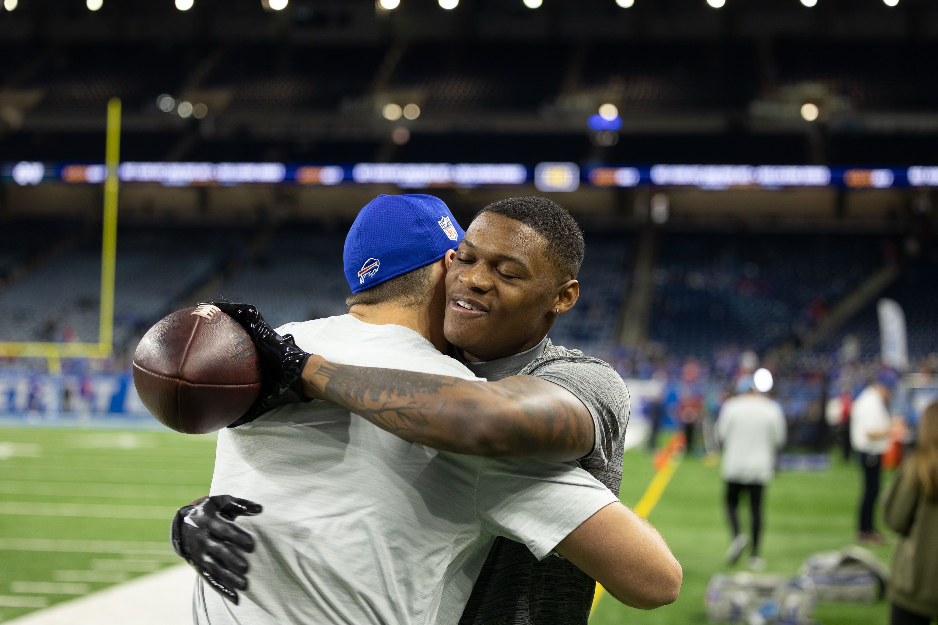 Raiders vs. Bills Start 'Em, Sit 'Em: Players To Target Include Josh Allen  and Josh Jacobs