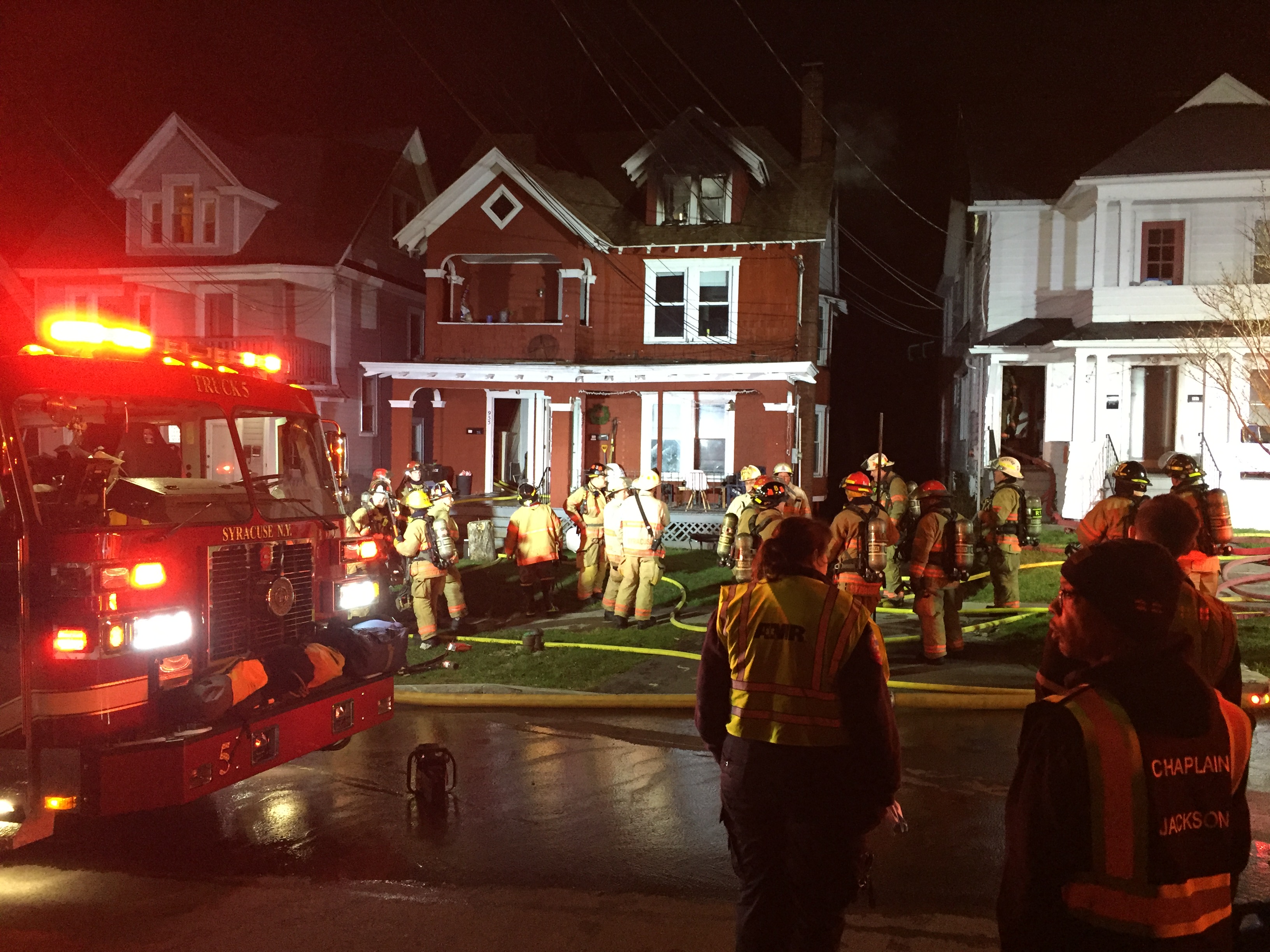 Syracuse firefighters battle 2 house fires - syracuse.com