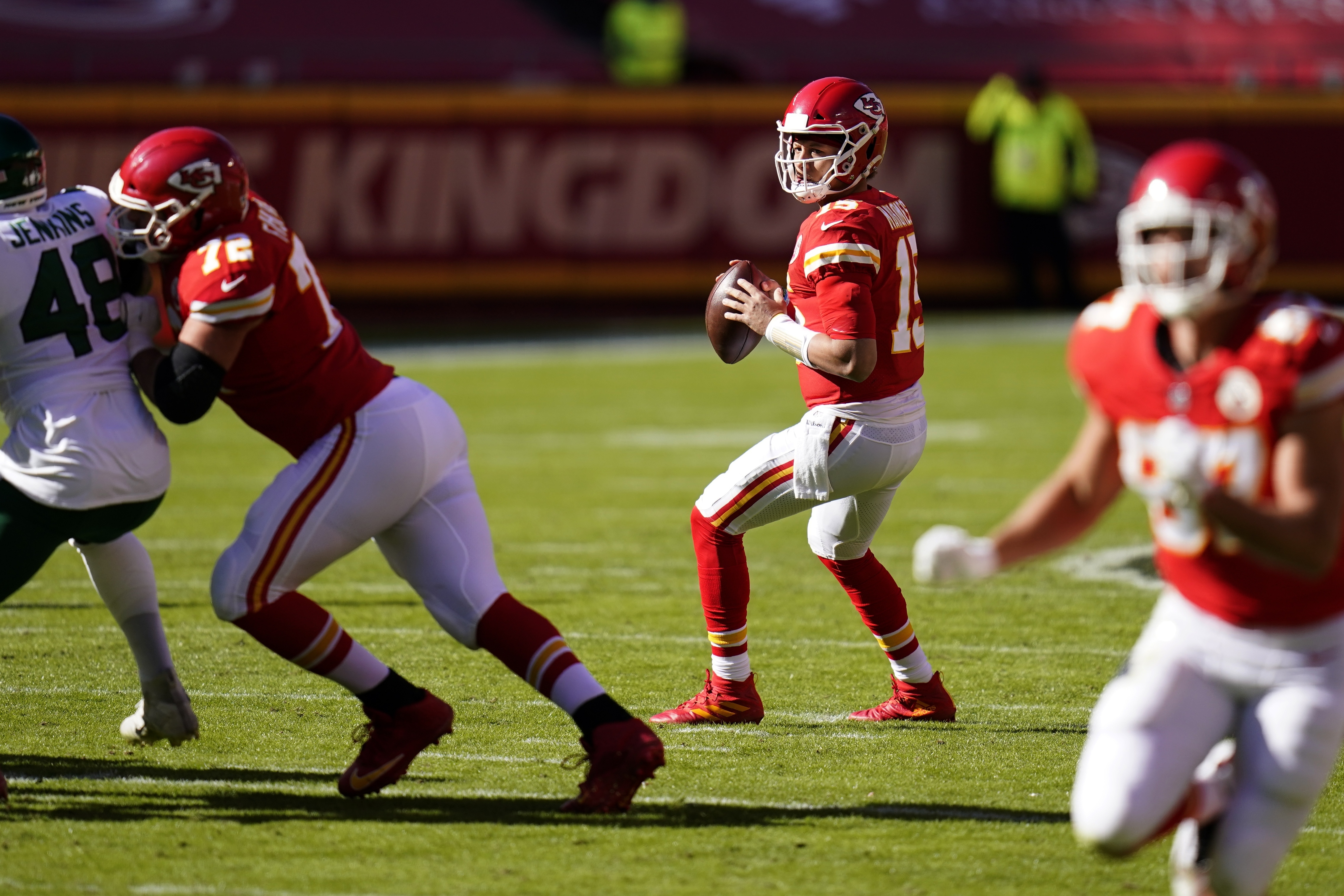 Chiefs at Raiders: Live stream, start time, TV channel, how to watch Sunday Night Football (Week 11)