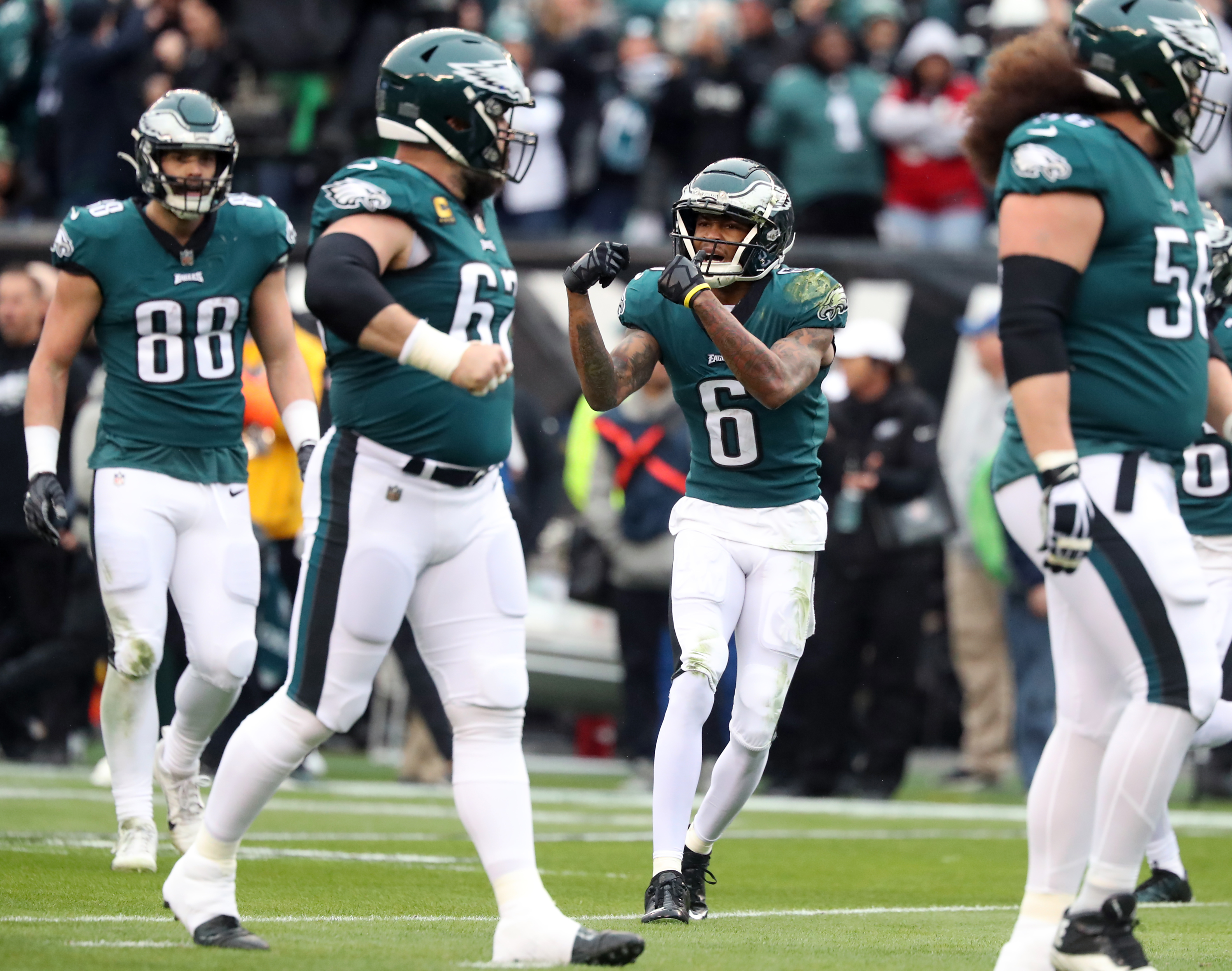 Philadelphia, United States. 28th Jan, 2023. Philadelphia Eagles running  back Miles Sanders (26) scores against the San Francisco 49ers in the  second quarter in the NFC Championship Game at Lincoln Financial Field