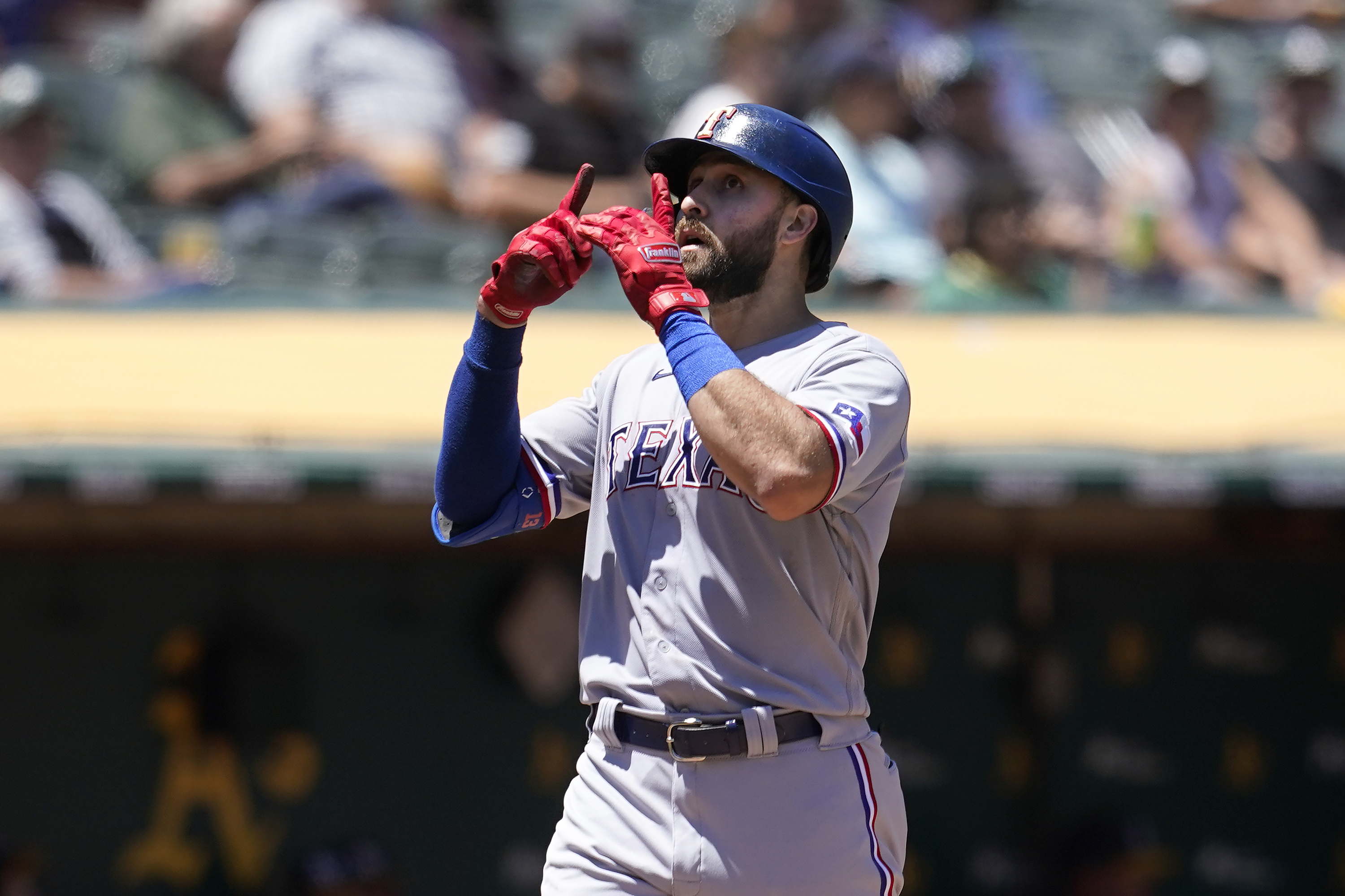 Reassessing the Rangers-Yankees Joey Gallo trade (less than) a