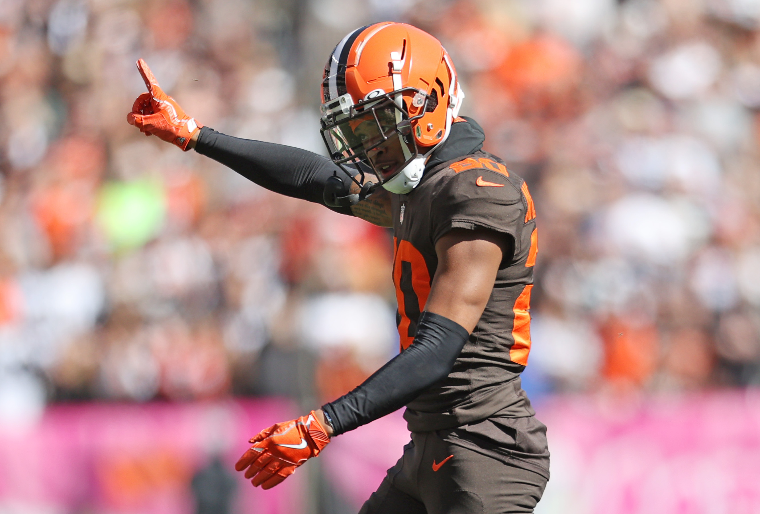 Cleveland Browns cornerback Greg Newsome II watches during a drill at the  NFL football team's practice facility Tuesday, June 6, 2023, in Berea,  Ohio. (AP Photo/Ron Schwane Stock Photo - Alamy