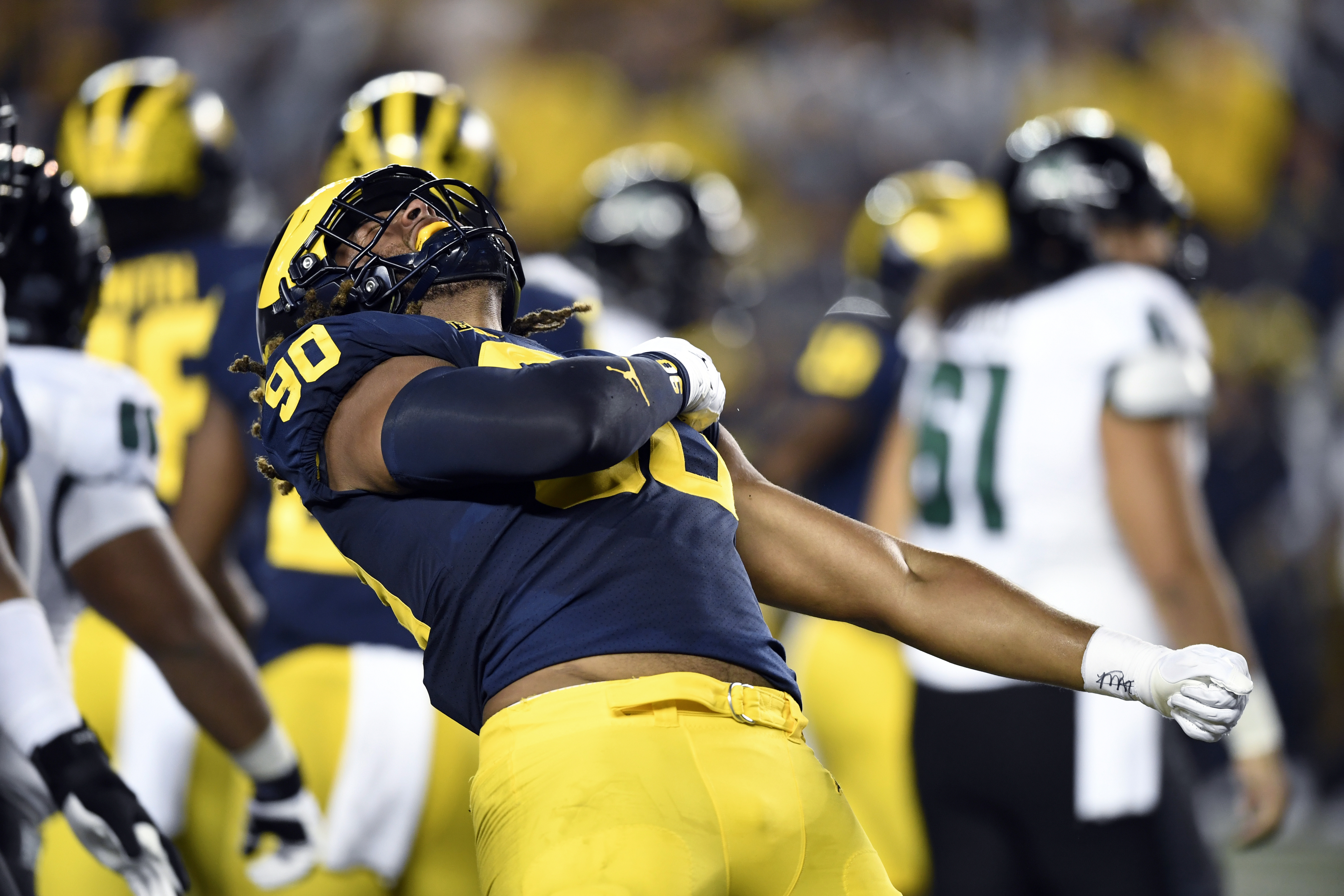 Rashan Gary and other freshman show off new Michigan uniforms