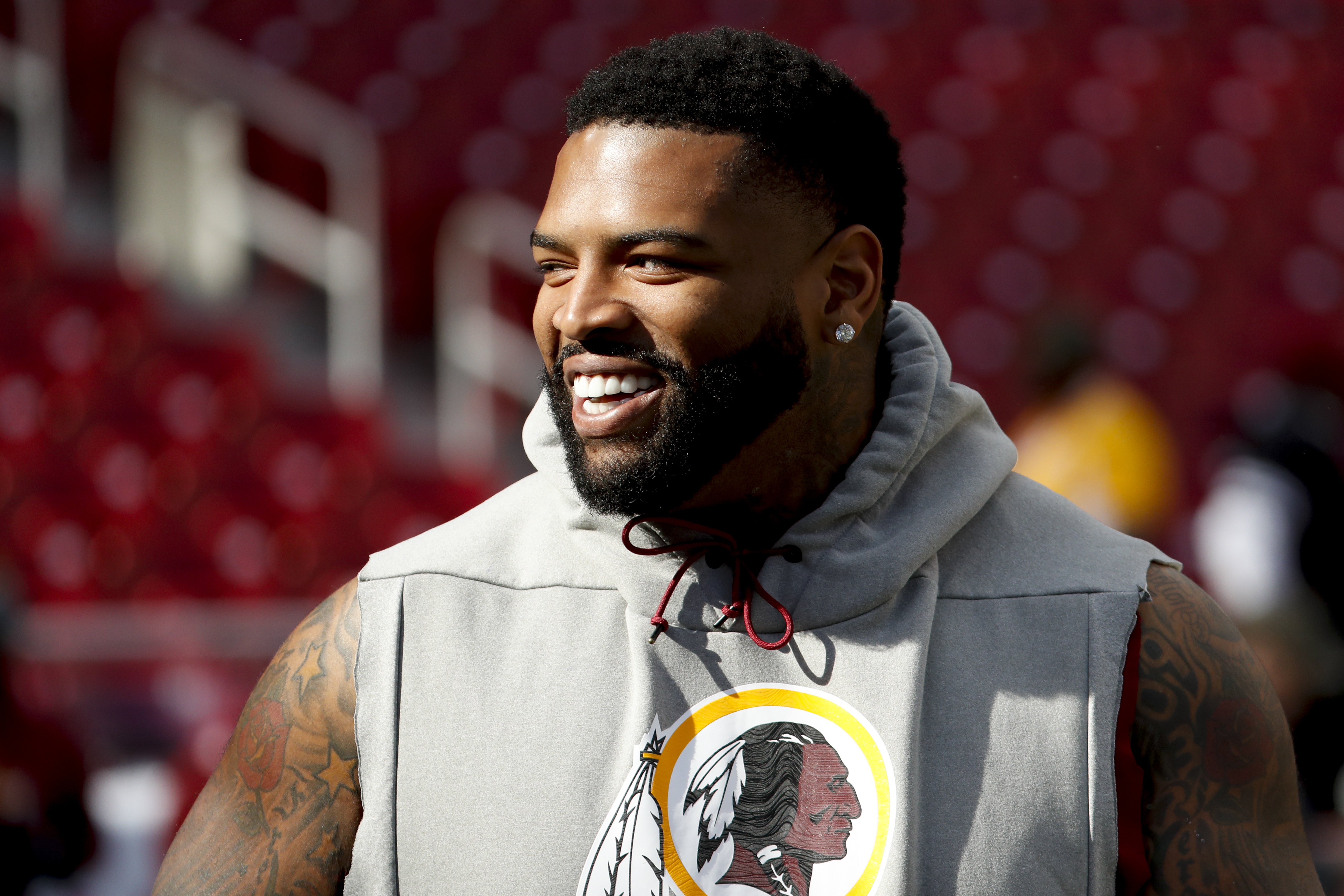 49ers acquire Pro Bowl LT Trent Williams from Redskins