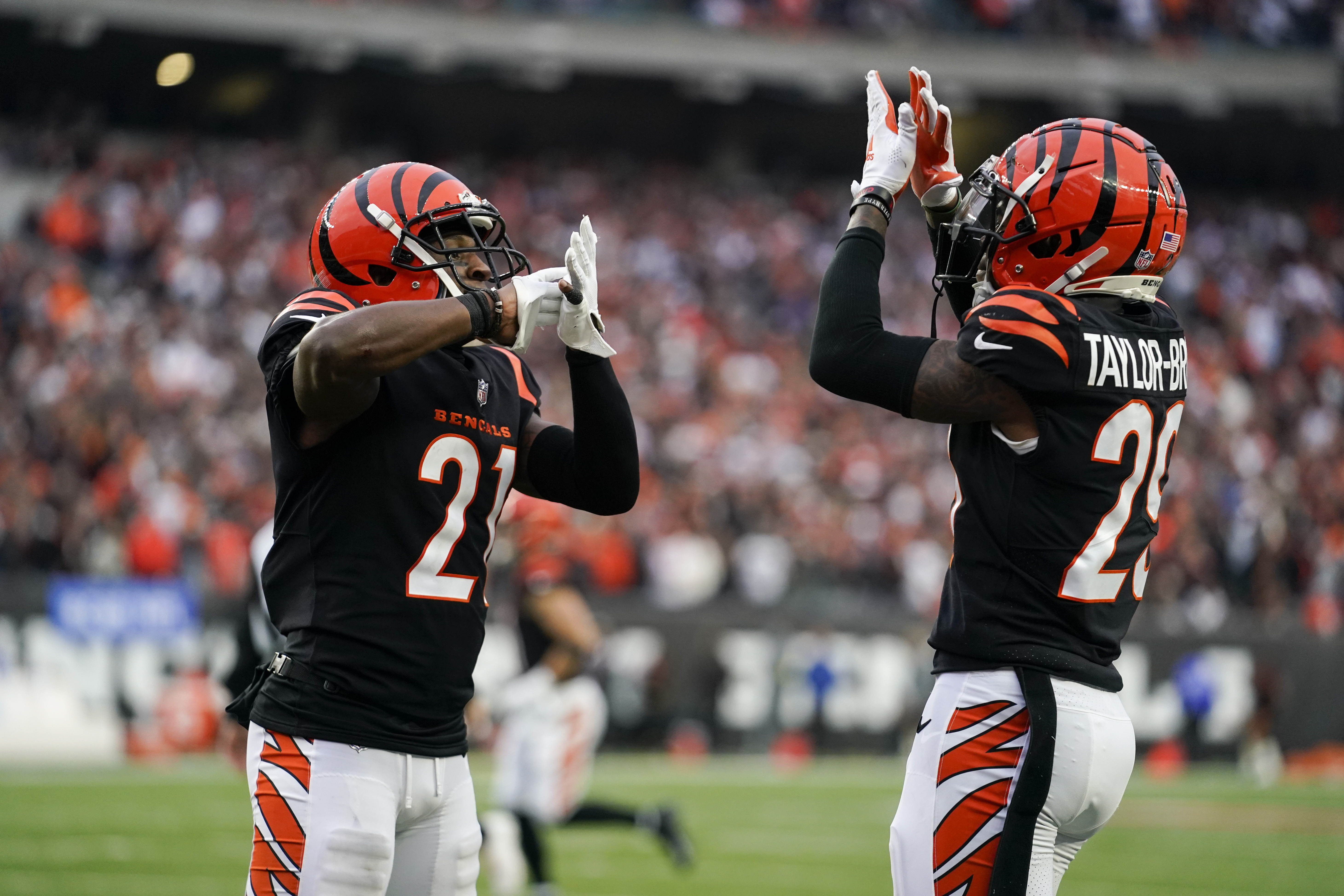 Bengals free agent CB Tre Flowers visits with Falcons