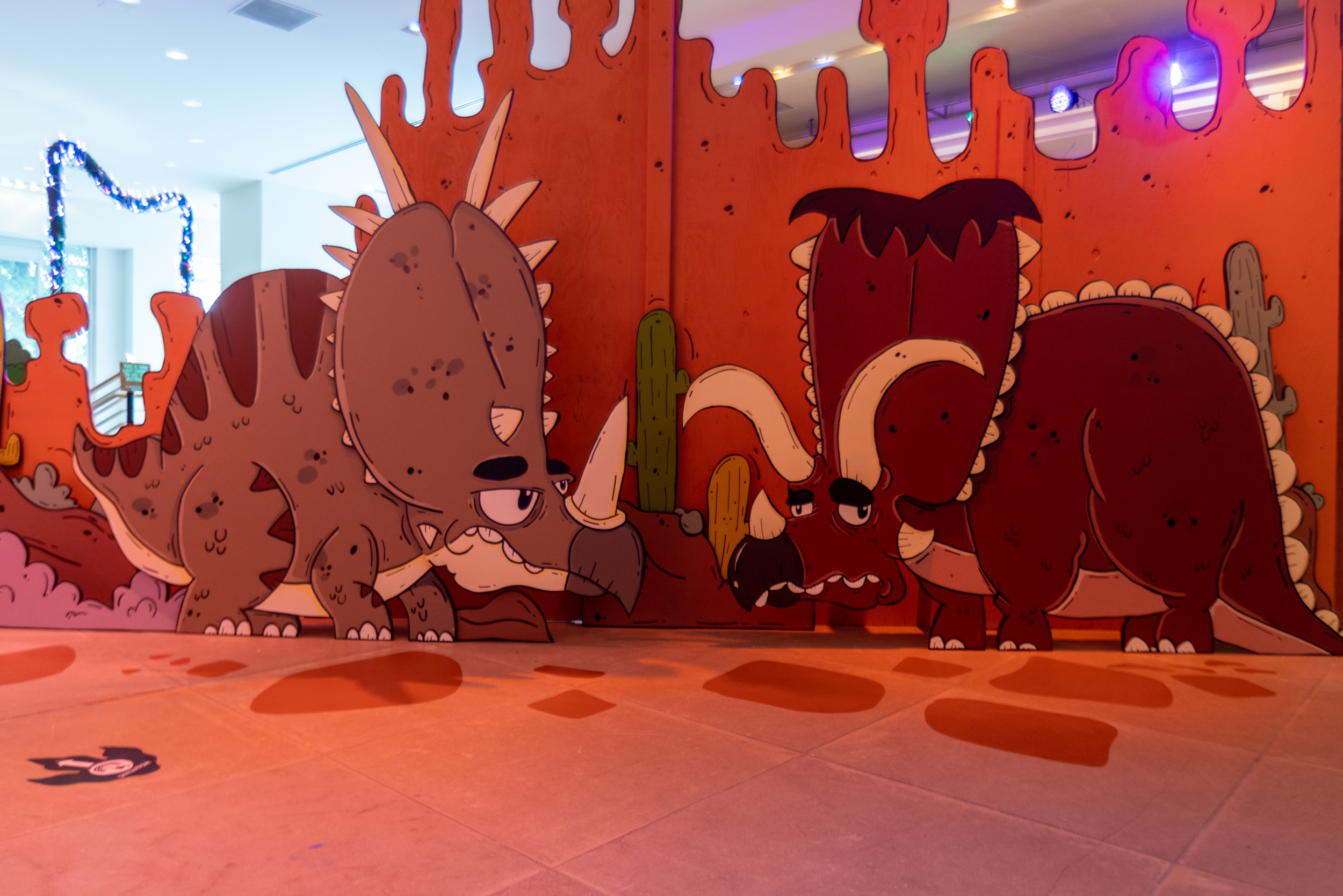 Dinolandia: my cartoon dinosaur museum! I can't believe it exists! 😭