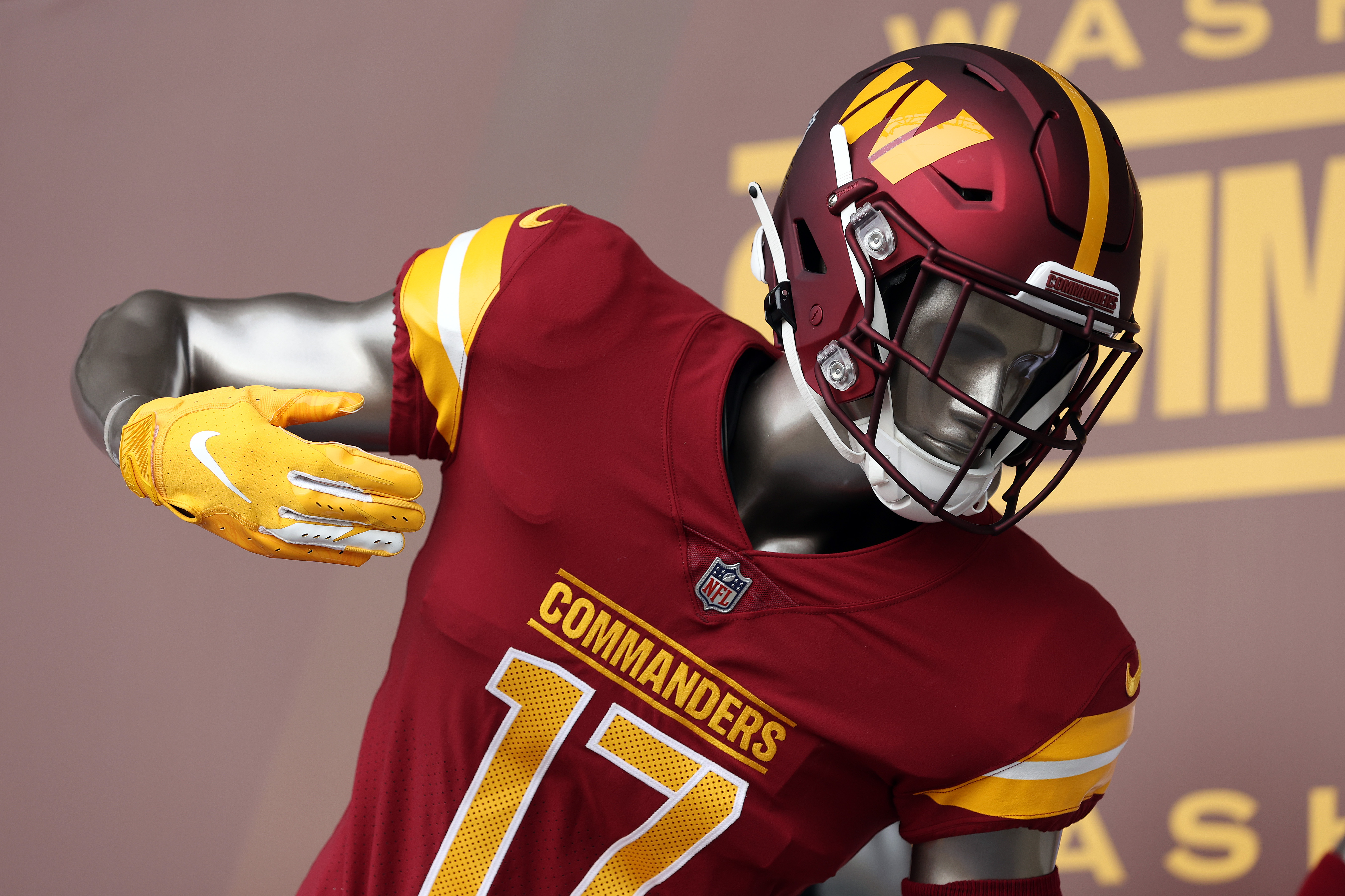 Washington Commanders gear: Here's how to get new jerseys, shirts, hats 