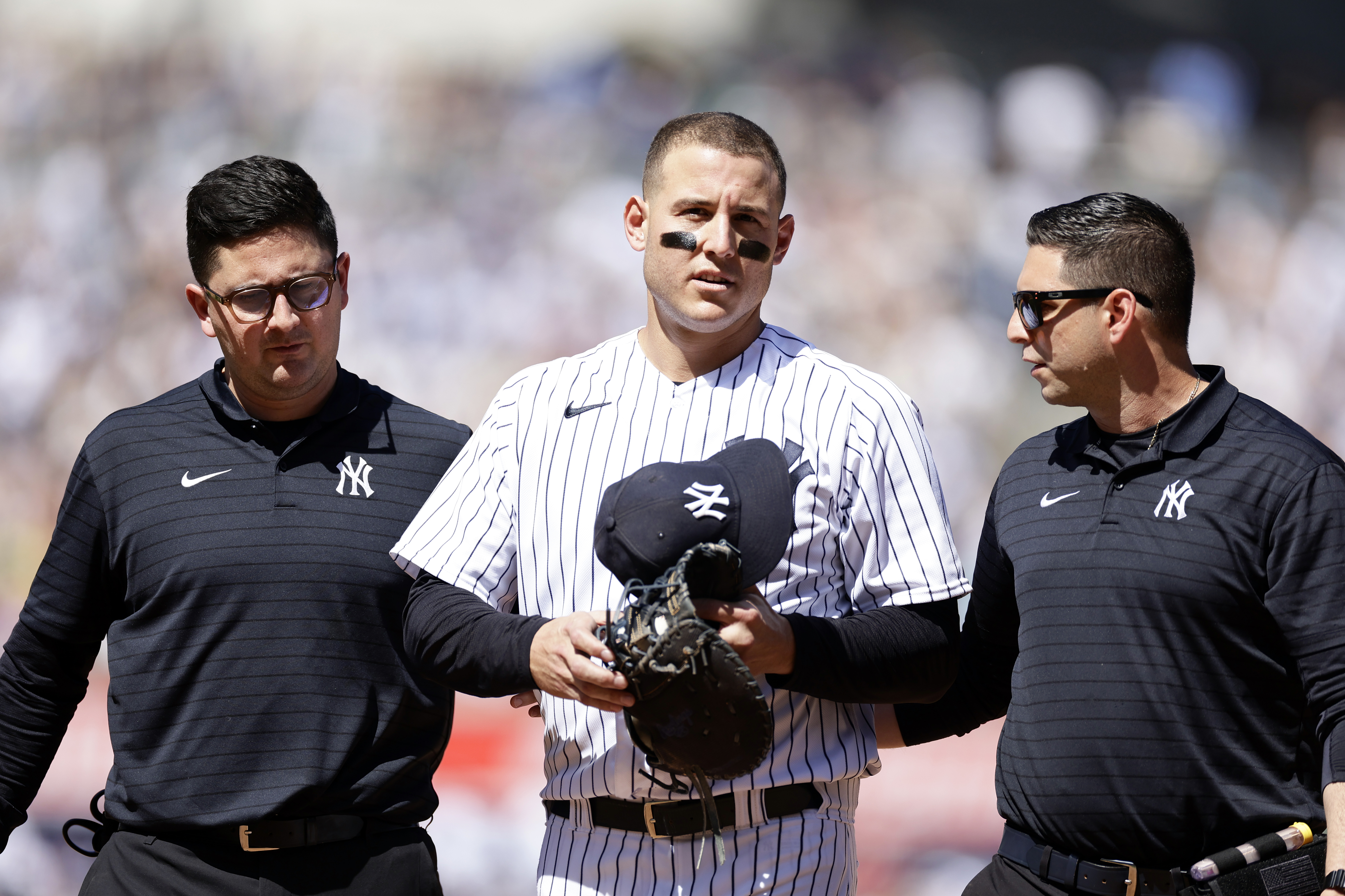 Yankees' Aaron Rizzo out with concussion symptoms that trace to