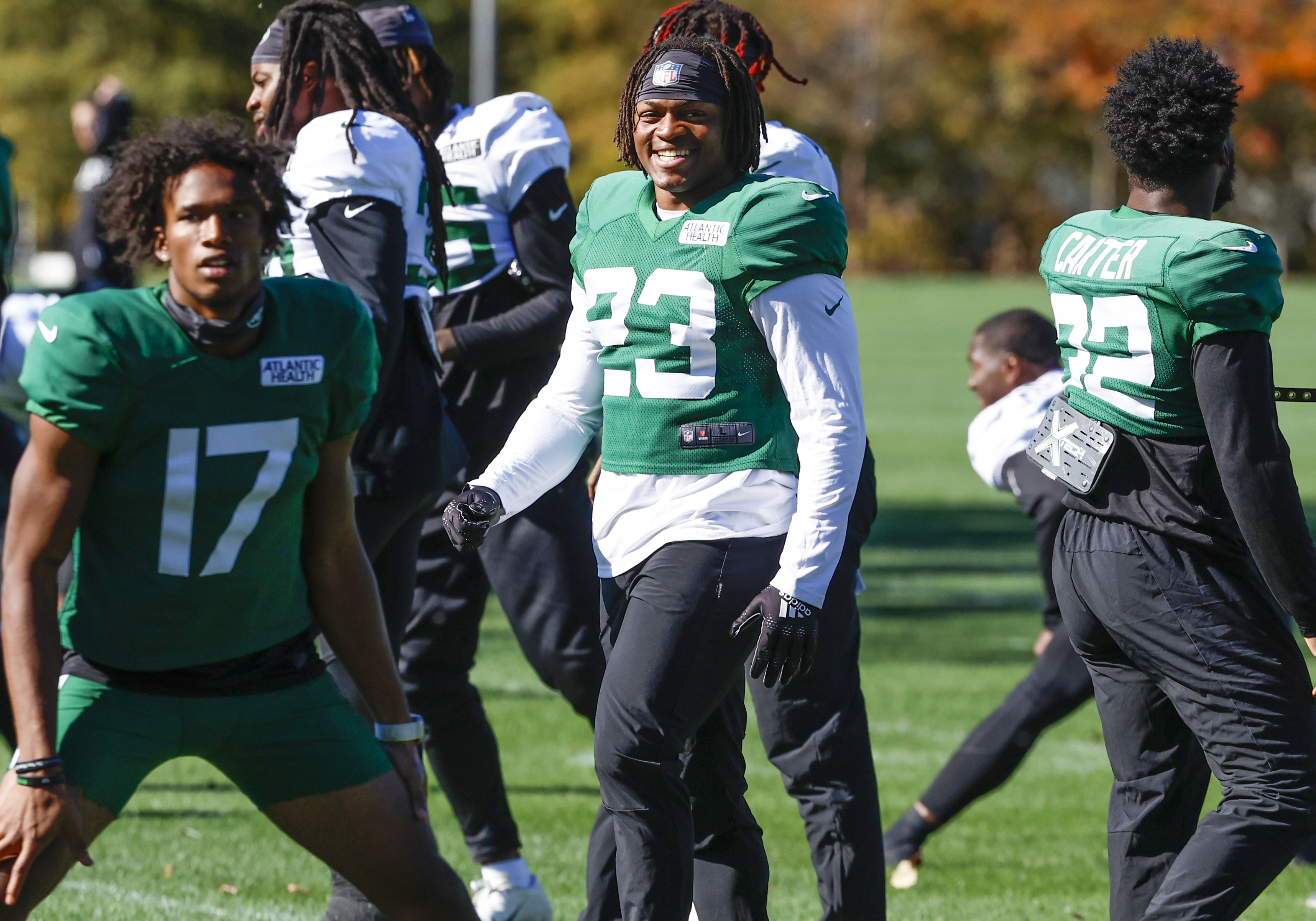 New York Jets linebacker Jermaine Johnson (52) warms up before playing  against the Buffalo Bills in