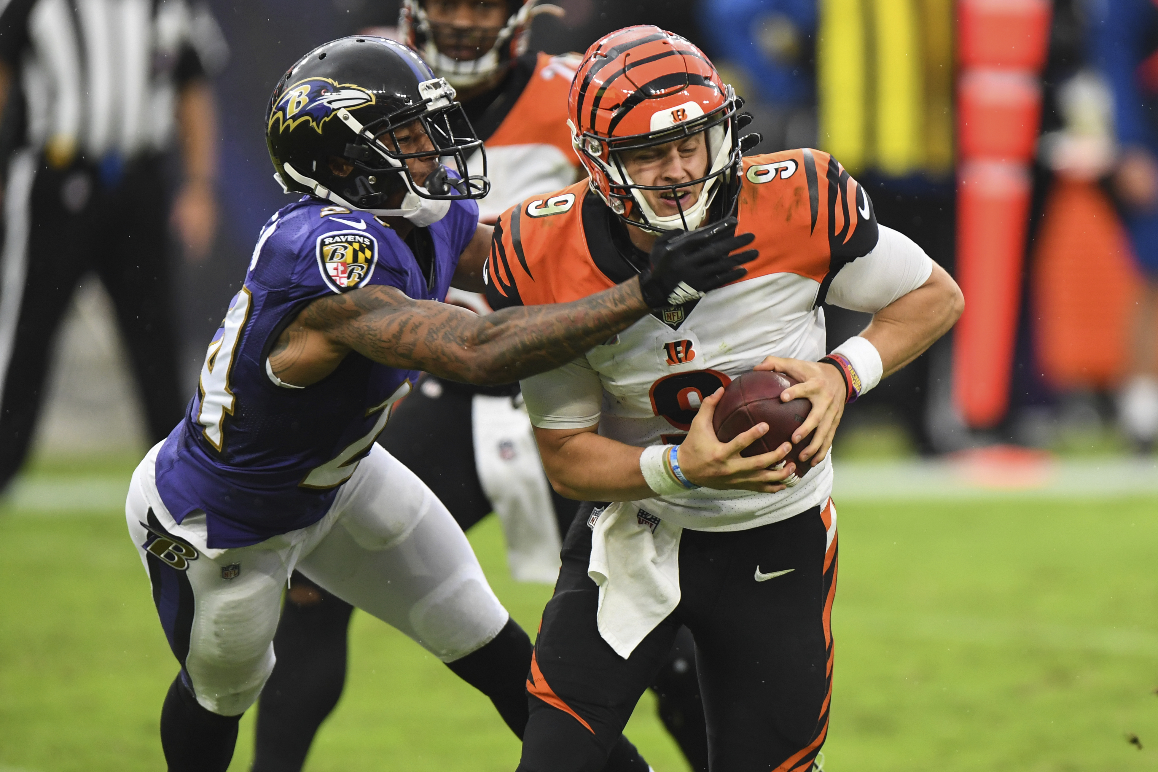 Baltimore Ravens linebacker Patrick Queen picks off former college teammate  Cincinnati Bengals quarterback Joe Burrow