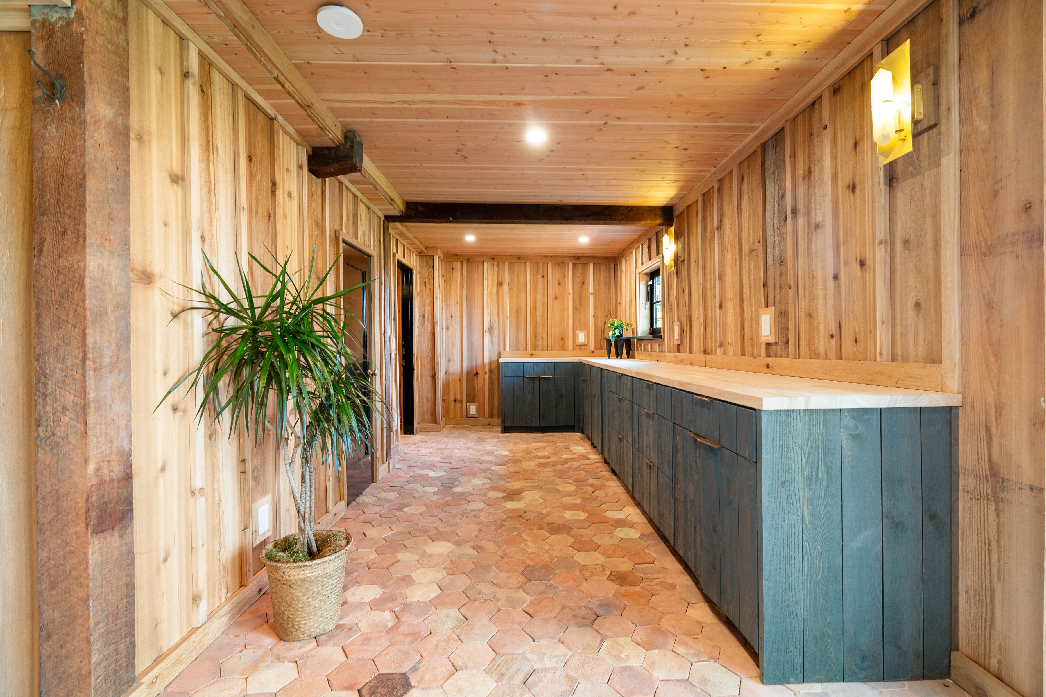 A 1907 Craftsman house at 1442 S.W. Vista Ave. in Southwest Portland is for sale by Aaron Moomaw and Lauren Moomaw of Cascade Hasson Sotheby’s International Realty. Stacks Photo Company