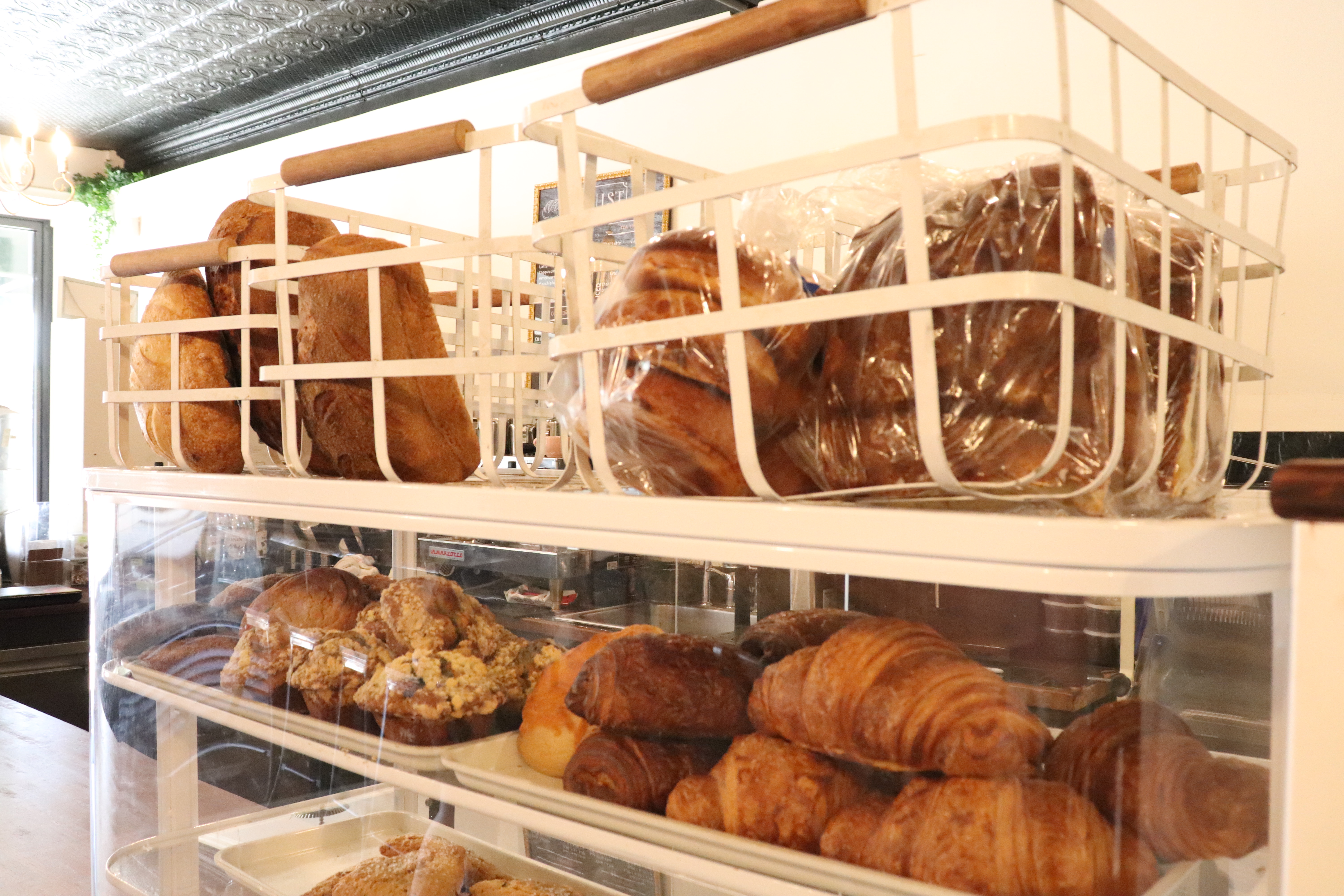 Worcester's Crust Bakeshop puts finishing touches on Main Street shop ...