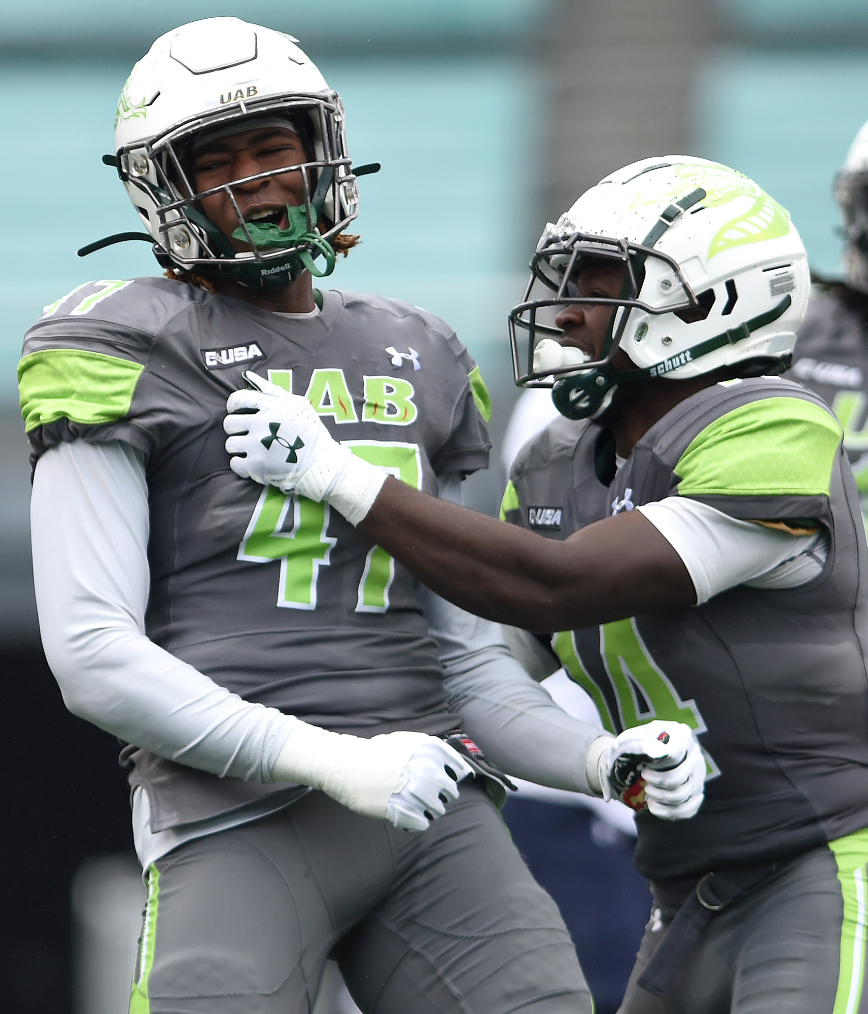 49ers met with UAB DE Alex Wright at the NFL Scouting Combine