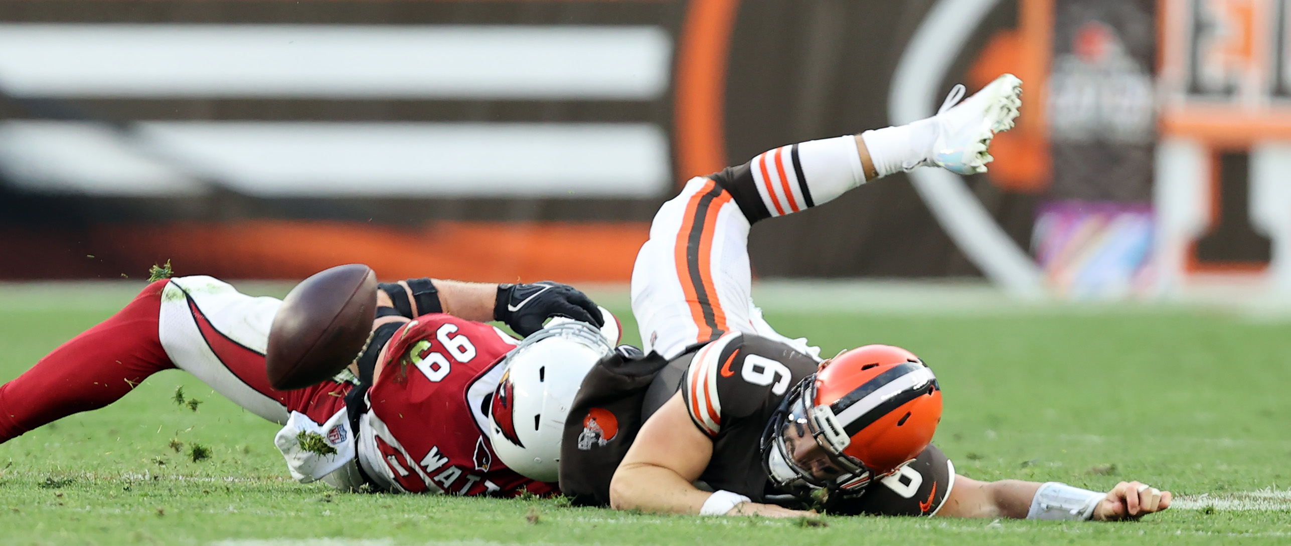 Our favorite photos from Cleveland Browns' loss to New England Patriots:  Joshua Gunter and John Kuntz 