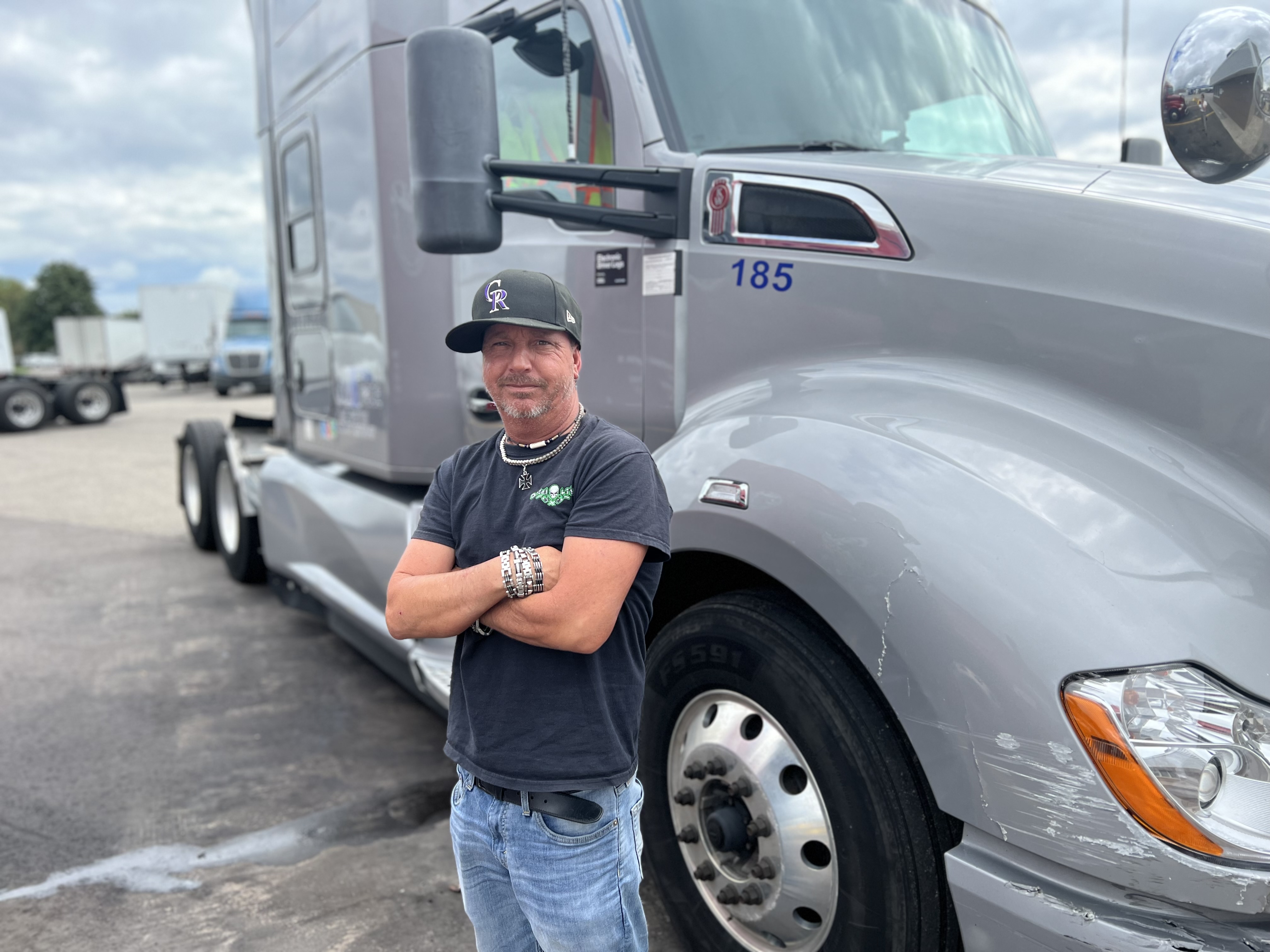 What's the BEST gift to give a truck driver? : r/Truckers