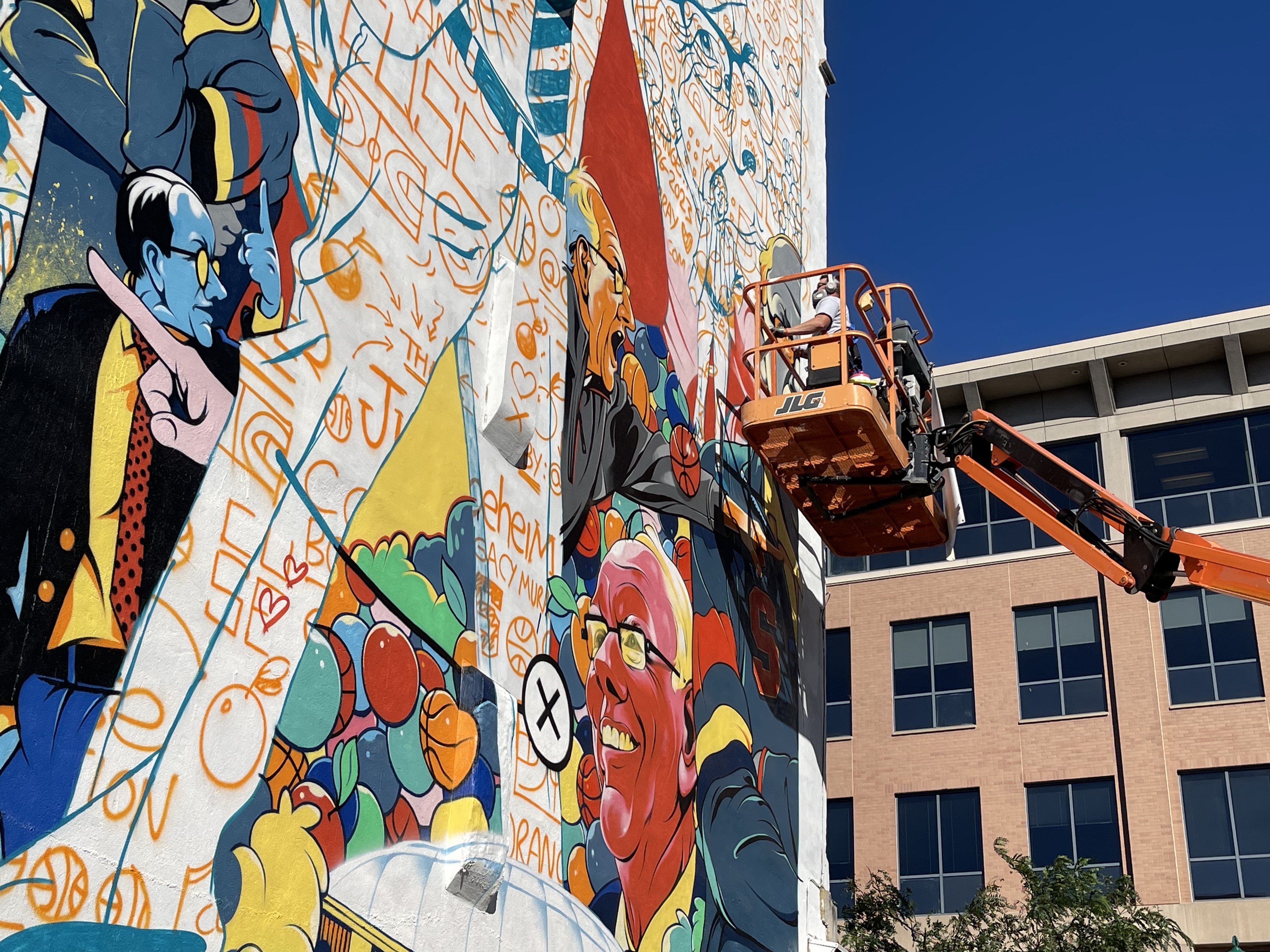 Syracuse mural of Jim Boeheim finally goes up downtown, a 'full