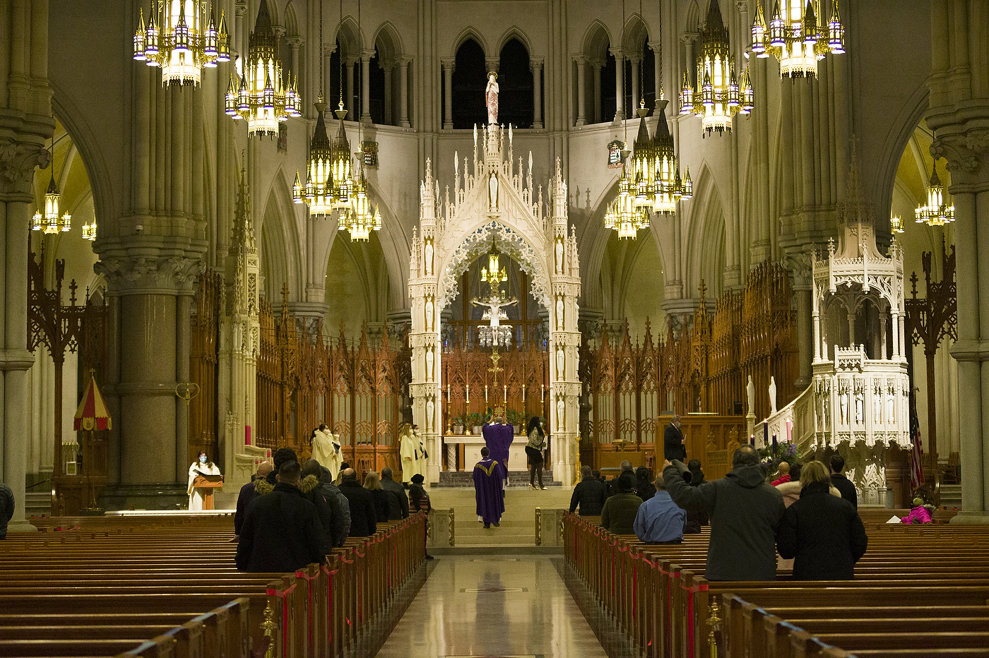 Mass at Cathedral Basilica of the Sacred Heart in Newark - nj.com