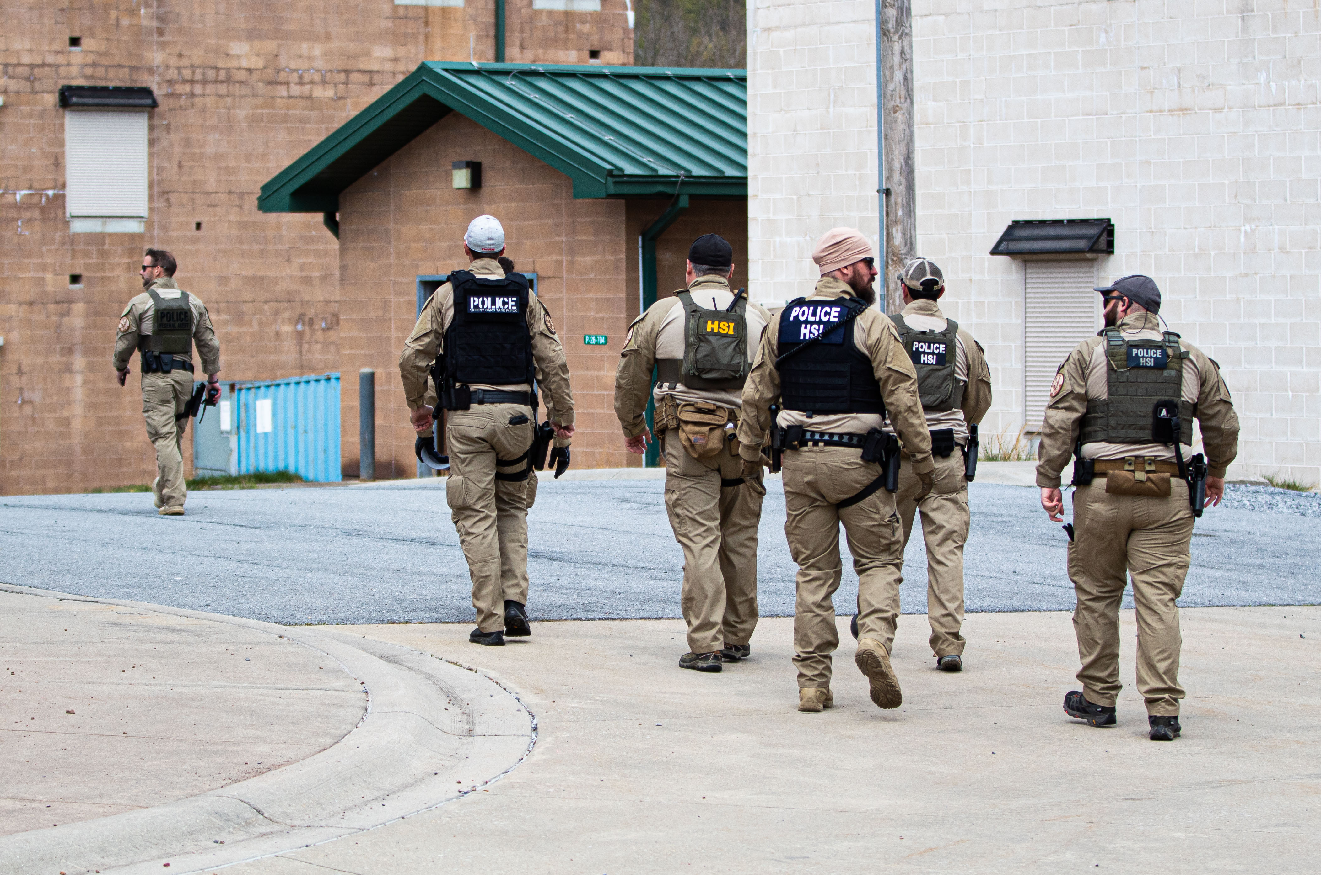 hsi-rapid-response-team-conducts-field-exercises-at-ft-indiantown-gap