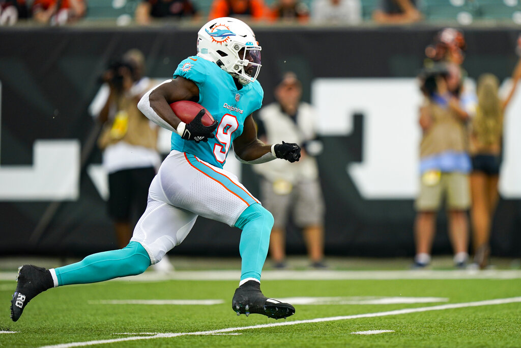 Miami Dolphins cornerback Noah Igbinoghene (9) waits on a kickoff during an  NFL football game, Sunday against the Cincinnati Bengals, Aug. 29, 2021, in  Cincinnati. (AP Photo/Zach Bolinger Stock Photo - Alamy