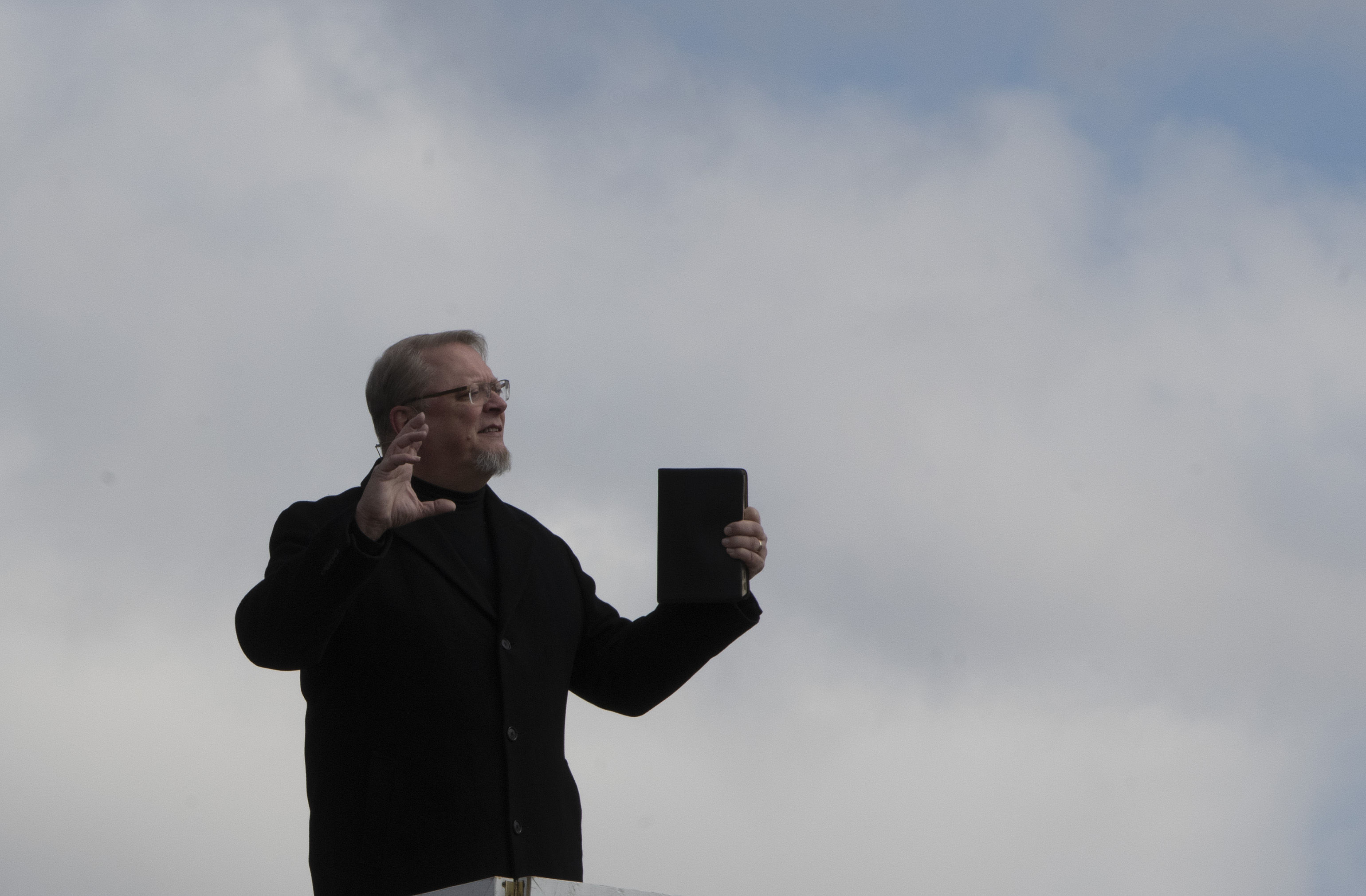 Michigan churches find alternate ways to worship amid coronavirus