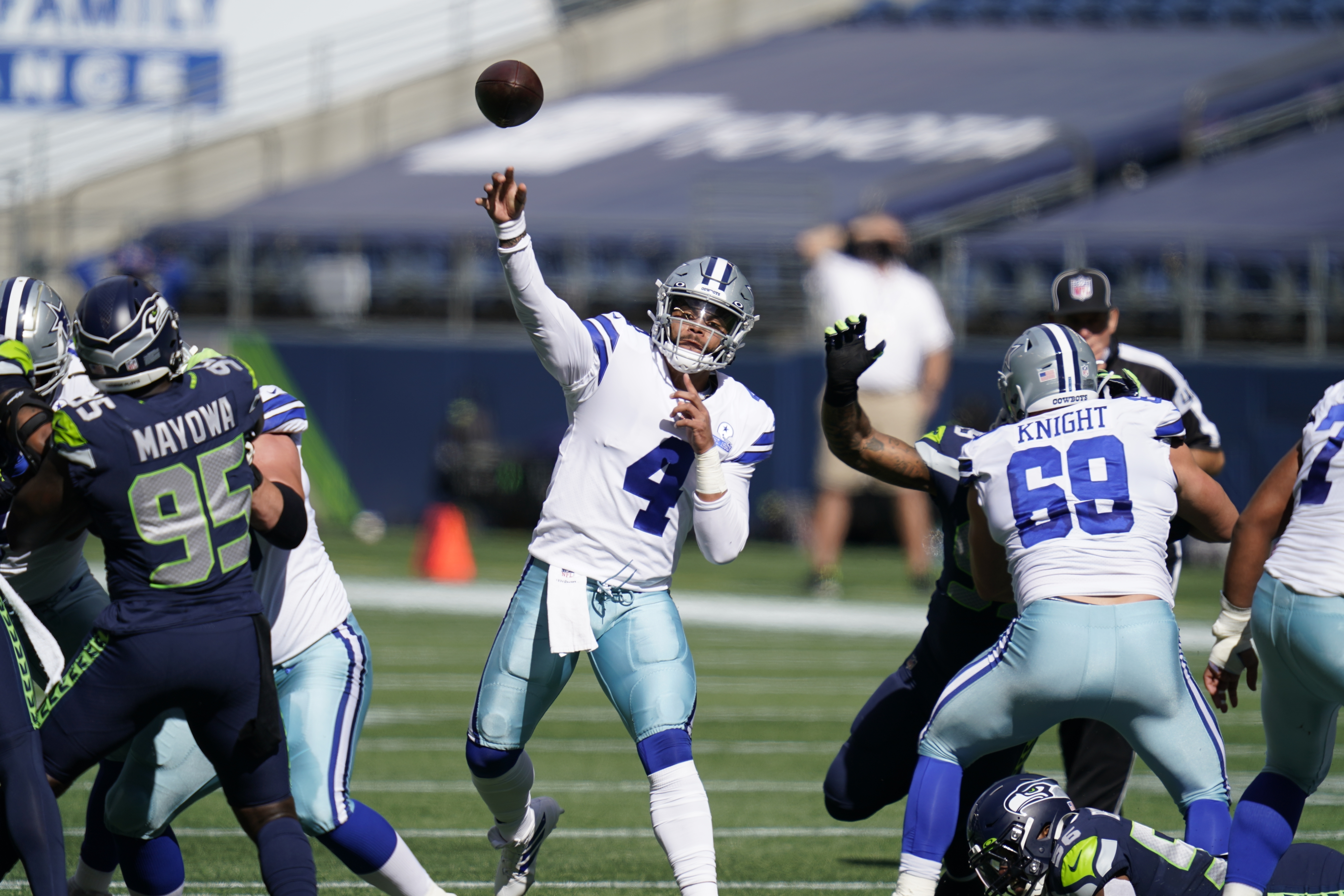 Game Recap: Cowboys Lose in Seattle, 38-31