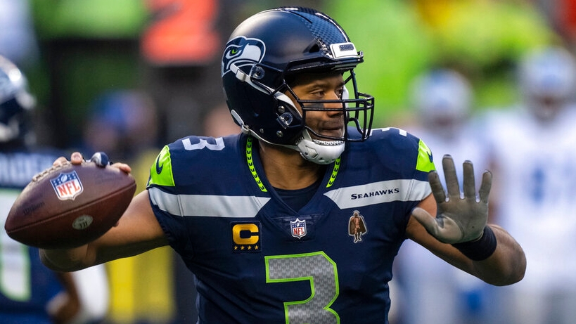 Seahawks QB Russell Wilson Wins Bart Starr Award