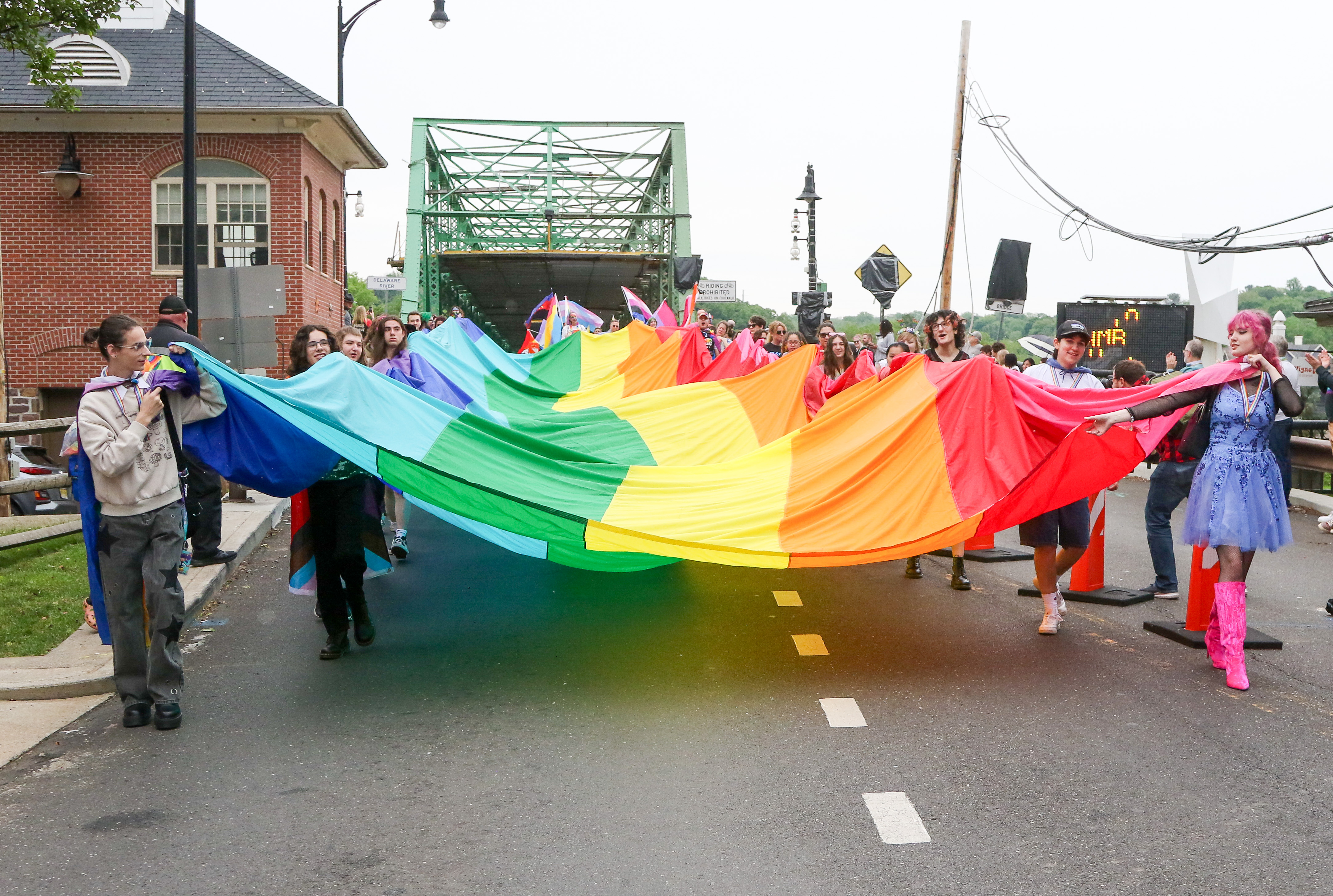 アメリカ購入★PRIDE限定★レア★カラフル The Lambertville-New Hope Annual Pride Parade - nj.com