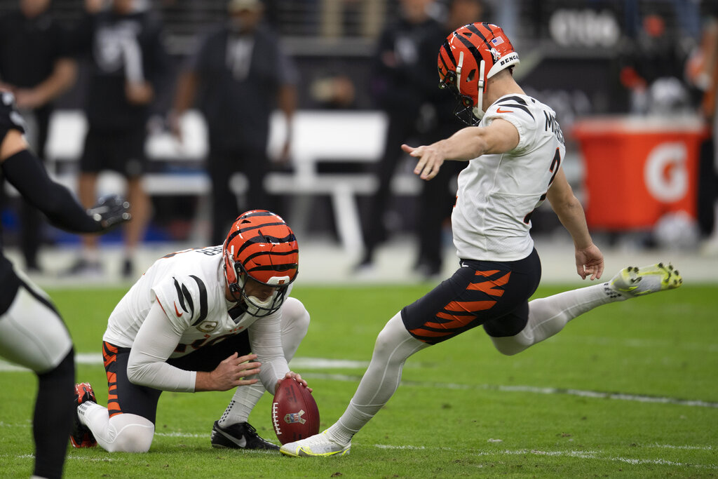 Bengals Rookie K Evan McPherson Sets NFL Record For Most 50-Yard FGs In A  Season - Steelers Depot