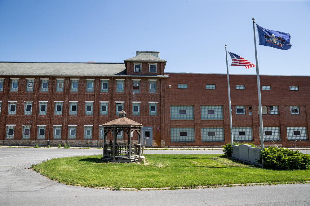 Woolrich outlet store closing