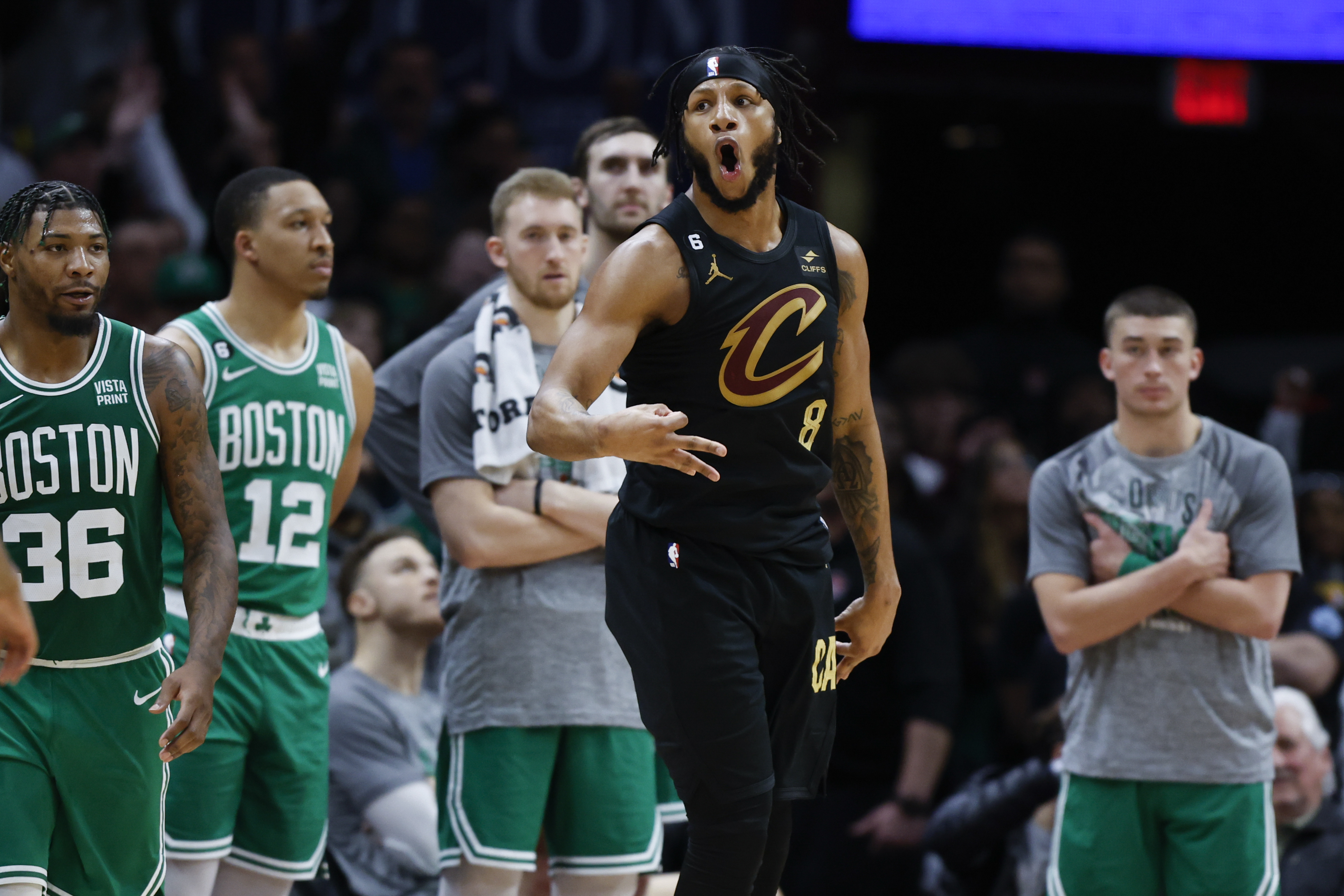 Report: Celtics meeting with free-agent forwards TJ Warren, Lamar
