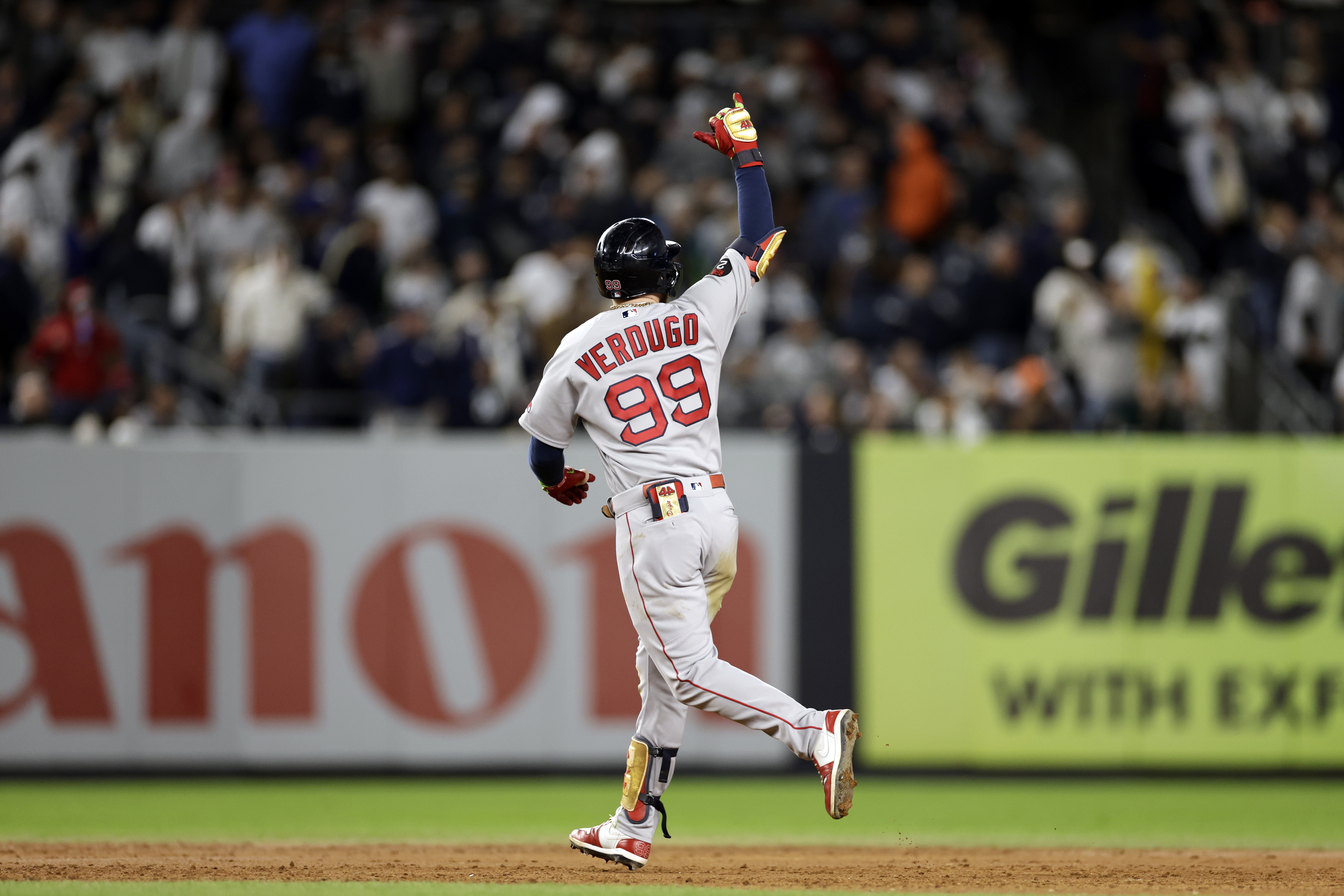 Alex Verdugo thrives in the spotlight, but his best work is done in  solitude - The Athletic