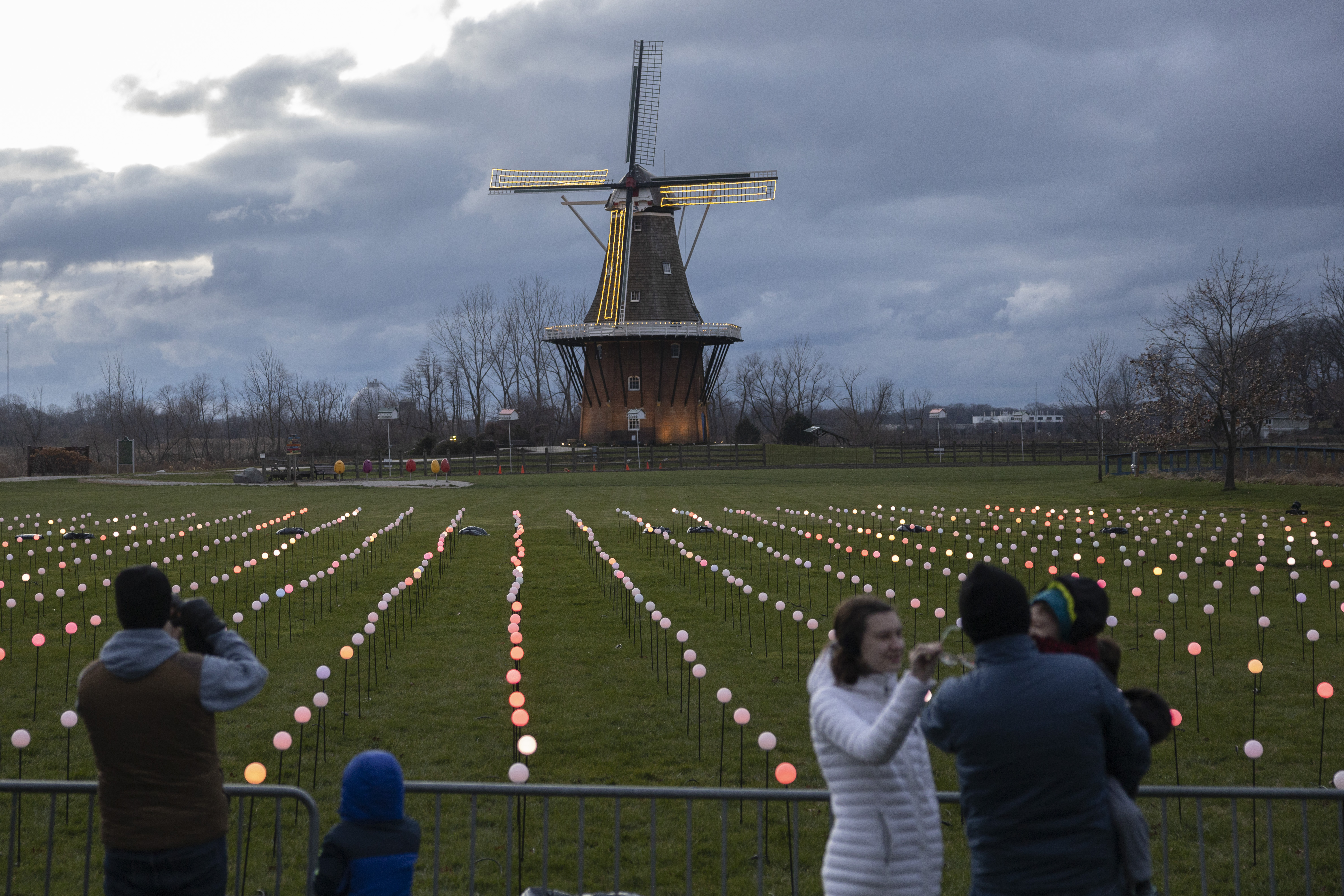 'Magic at the Mill' returns to Holland's Windmill Island Gardens ...
