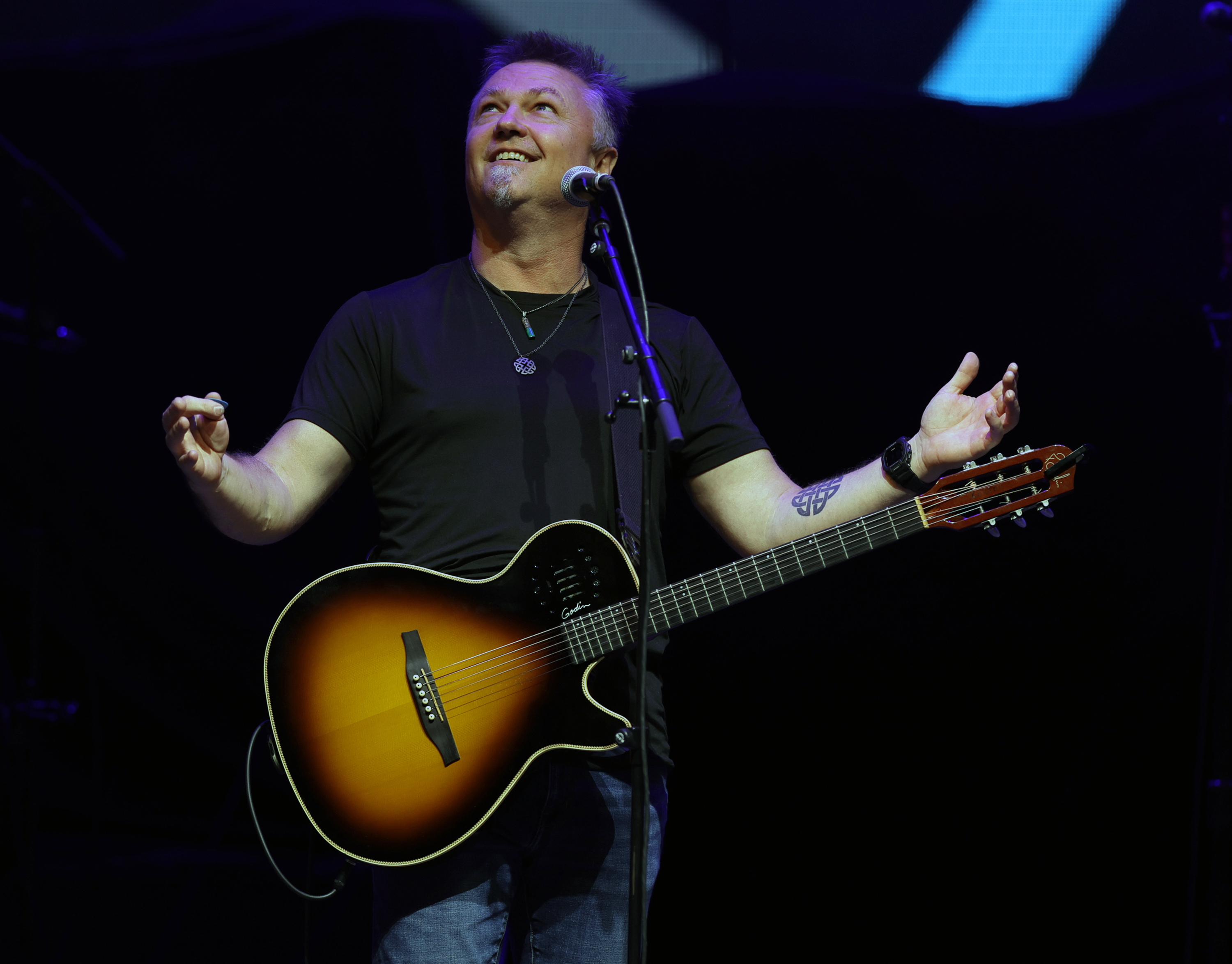 Rush guitarist Alex Lifeson makes debut this week with new band