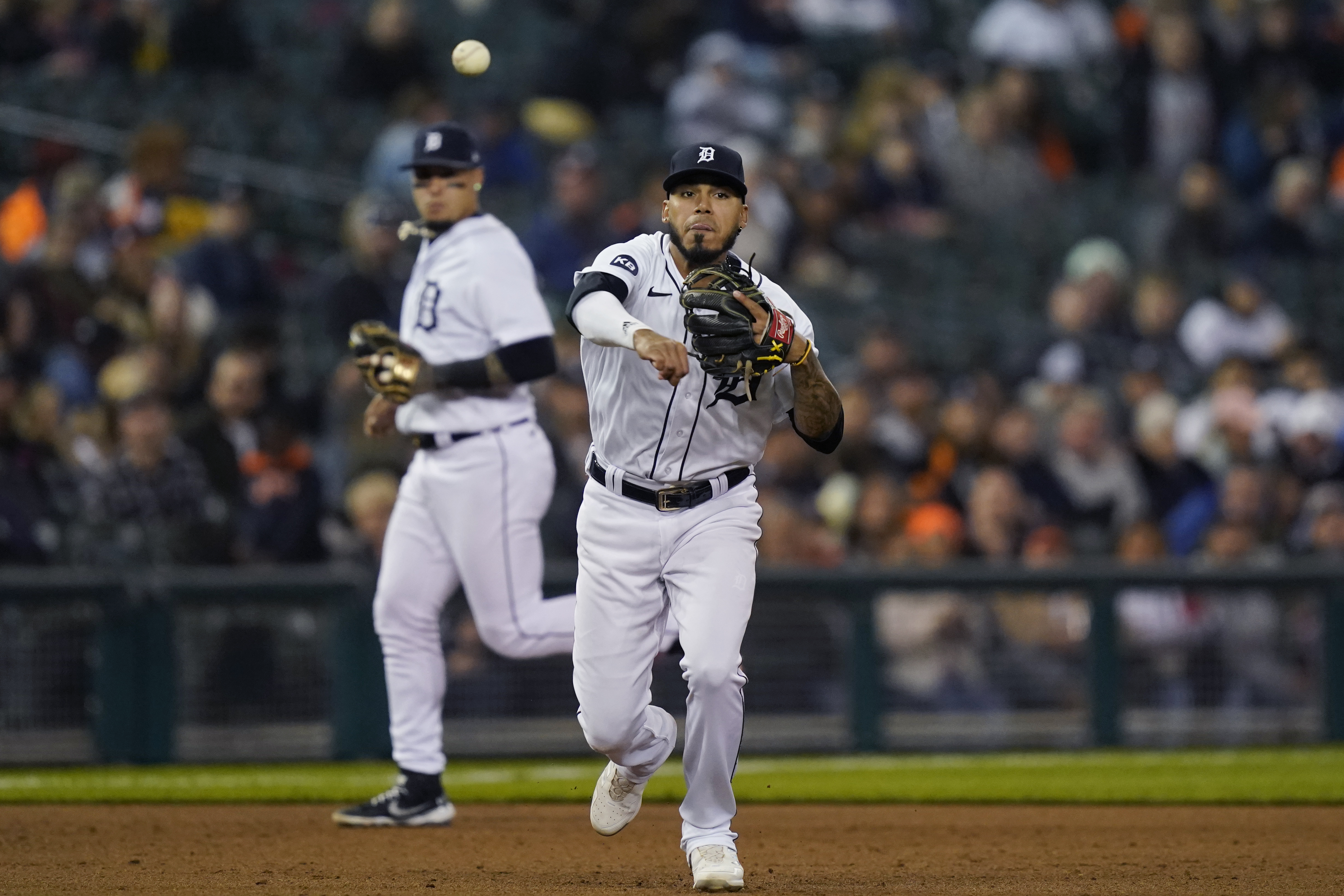 Twins fall to Tigers in 10 innings on Akil Baddoo's game-winner