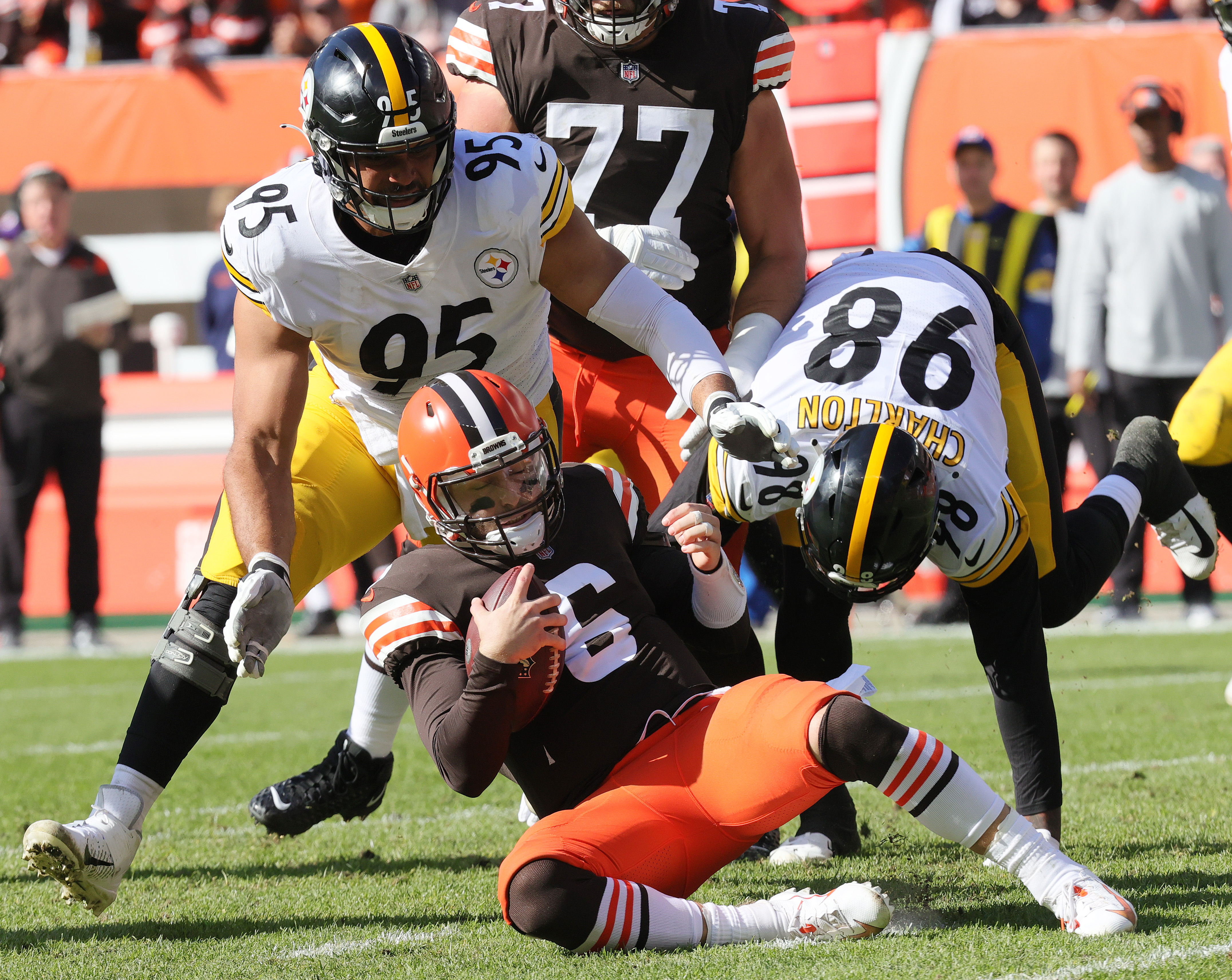 Cleveland Browns quarterback Baker Mayfield vs. Pittsburgh Steelers,  October 31, 2021 