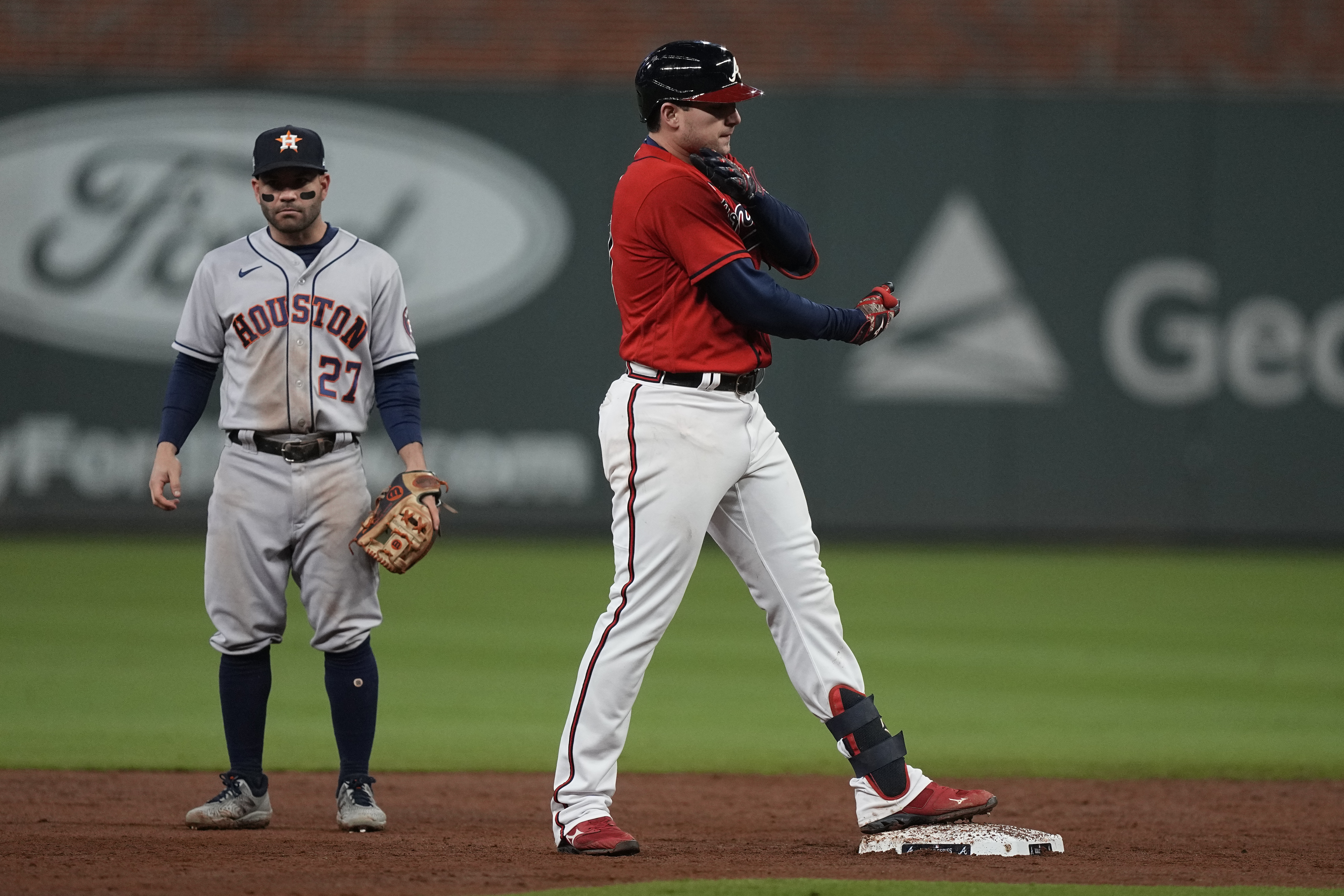 Houston Astros vs Atlanta Braves - October 30, 2021