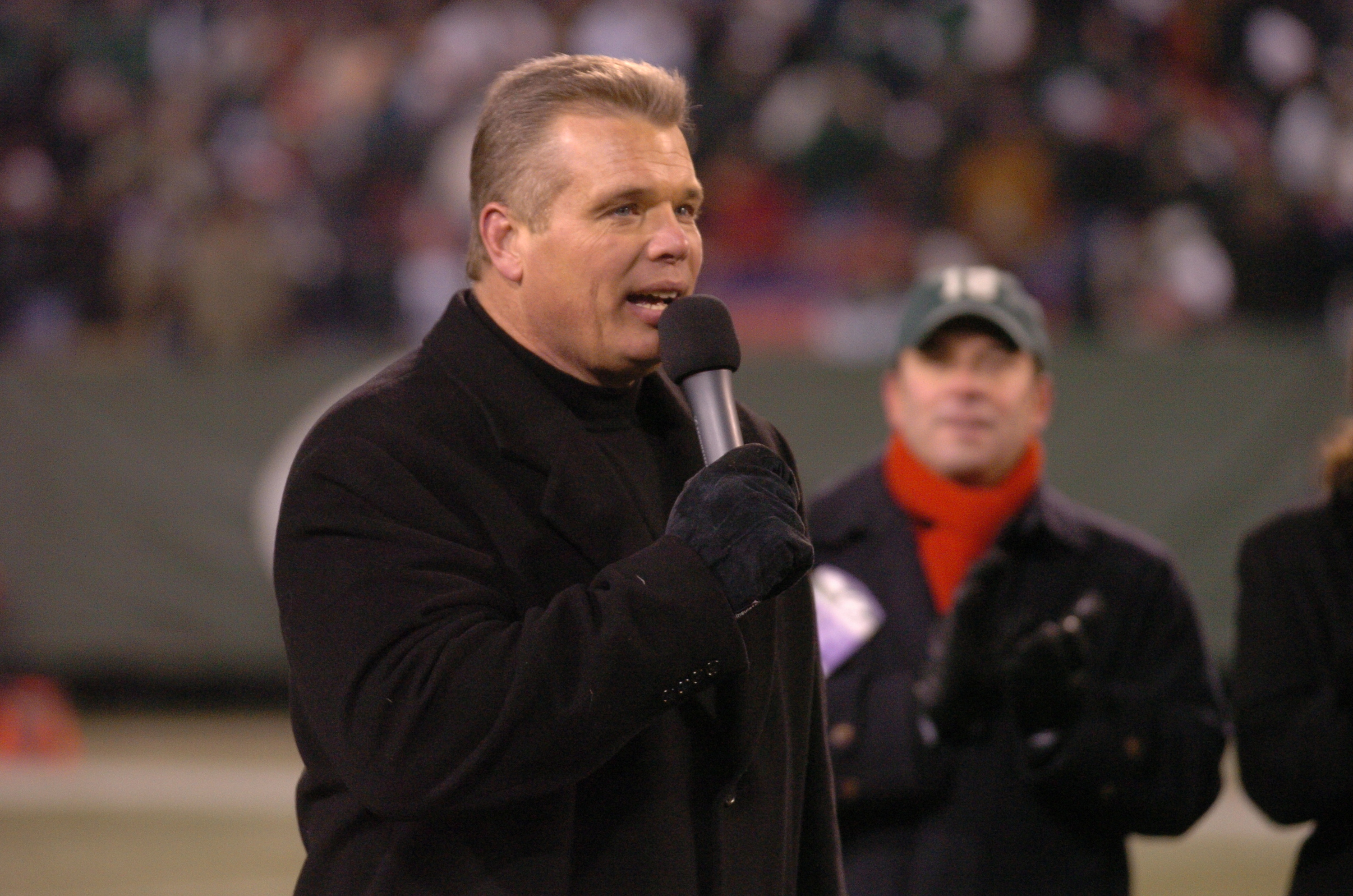 Joe Klecko Finally Gets to Read His Hall of Fame Speechand Passes Around  the Thanks