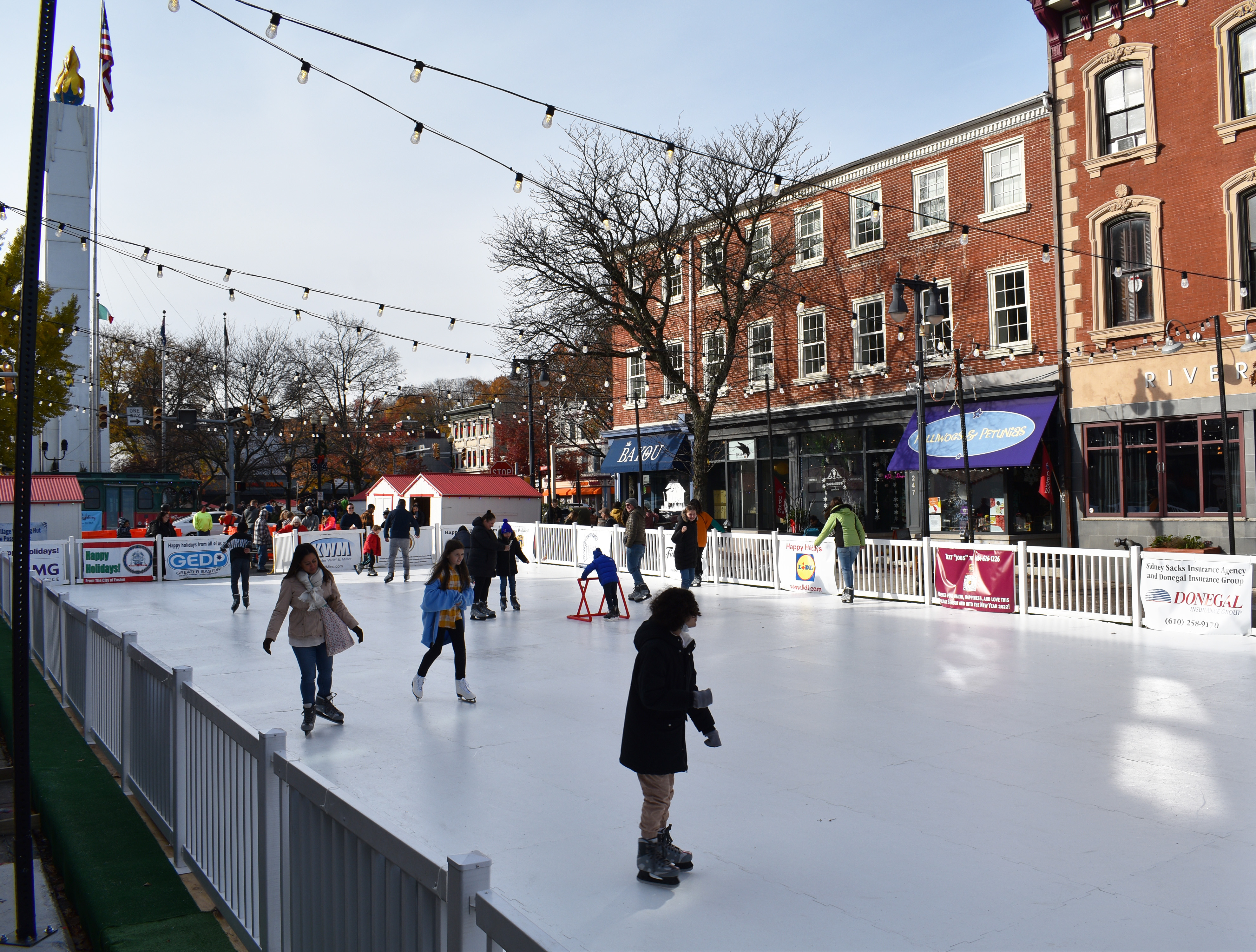 Easton Winter Village open for 2nd year of retail and skating ...