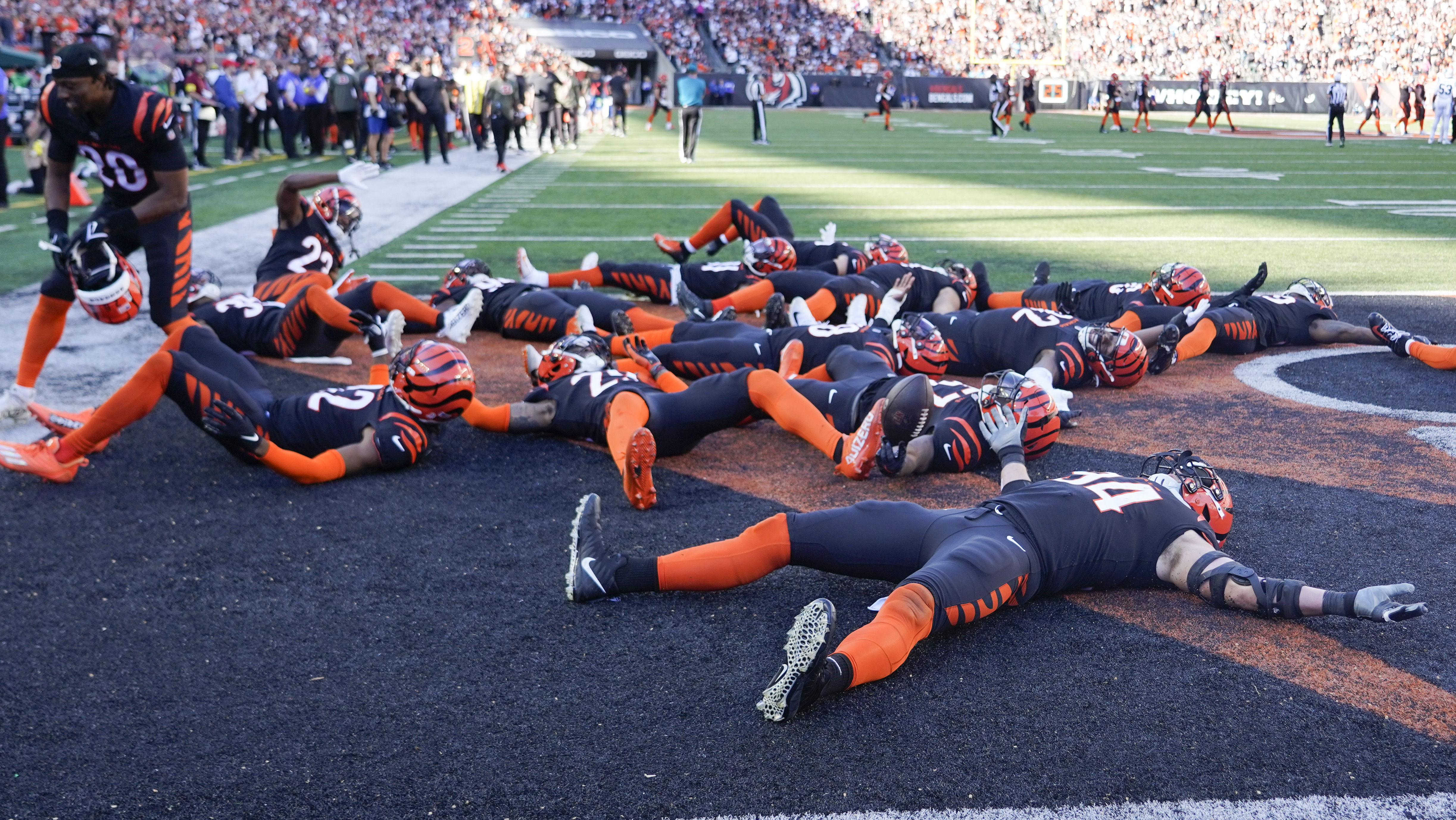 Winners and Losers From the Cincinnati Bengals' Blowout Win Over