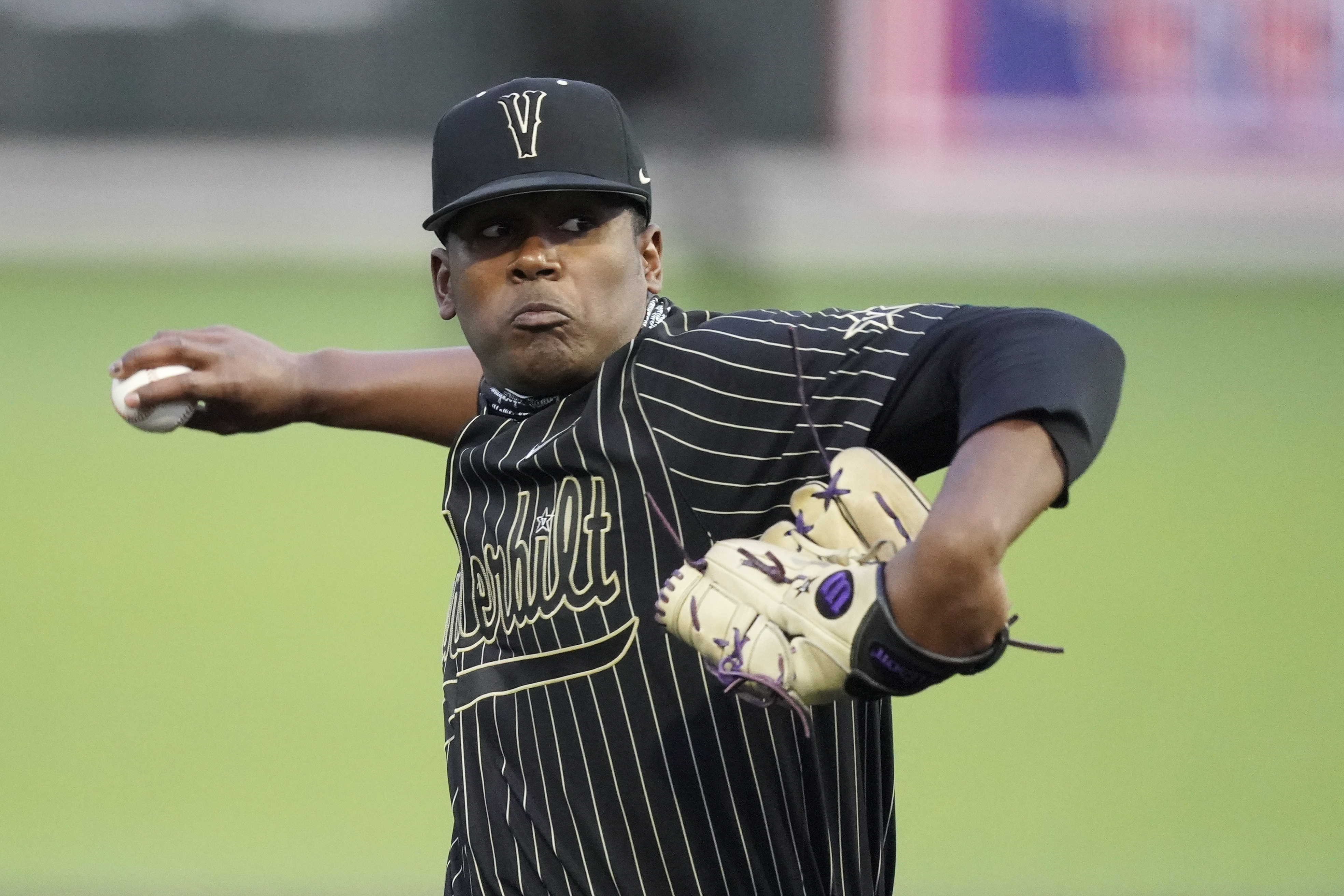 Kumar Rocker leads Vanderbilt past Mississippi State