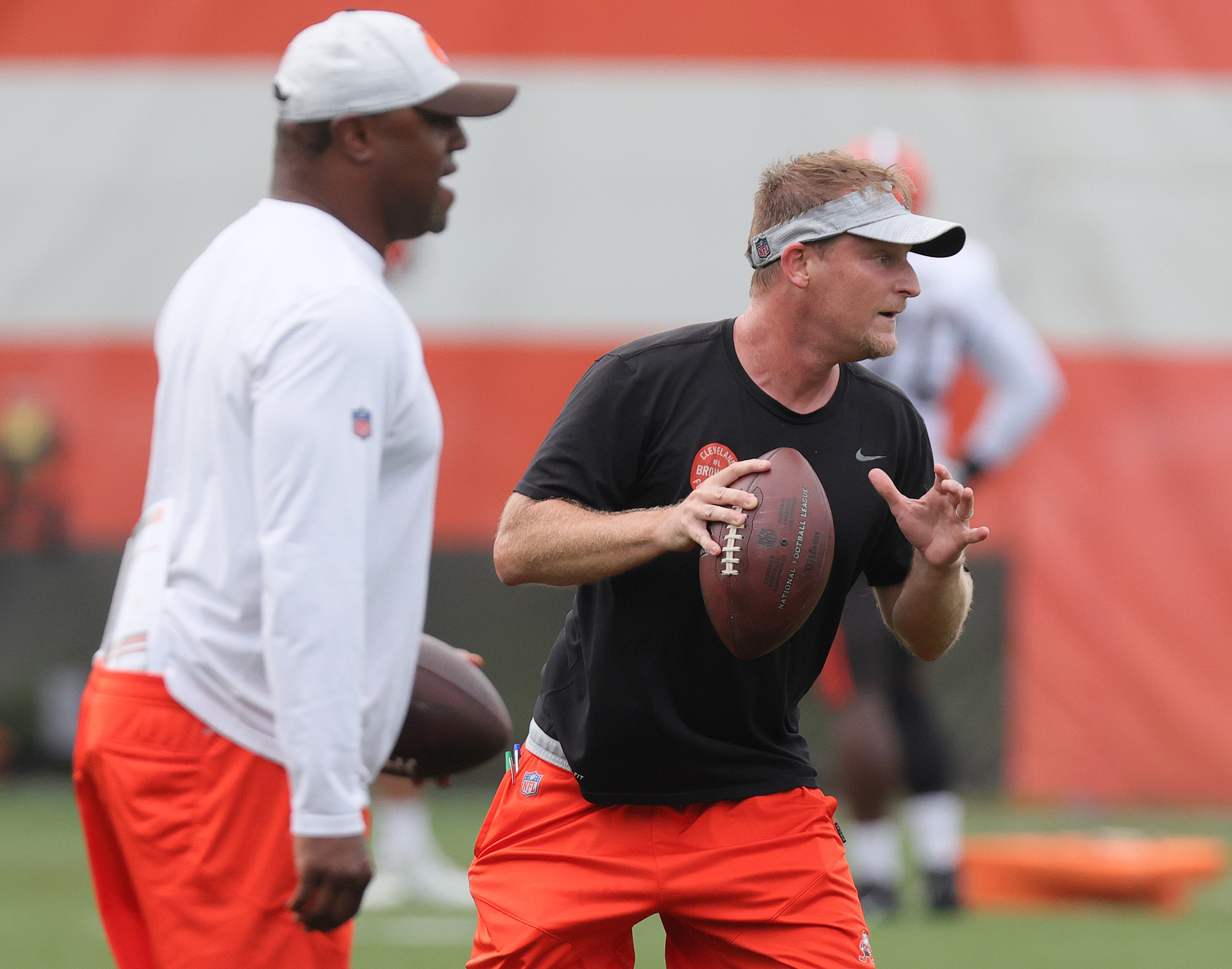 Cleveland Browns linebacker coach Jason Tarver, 2021-2022