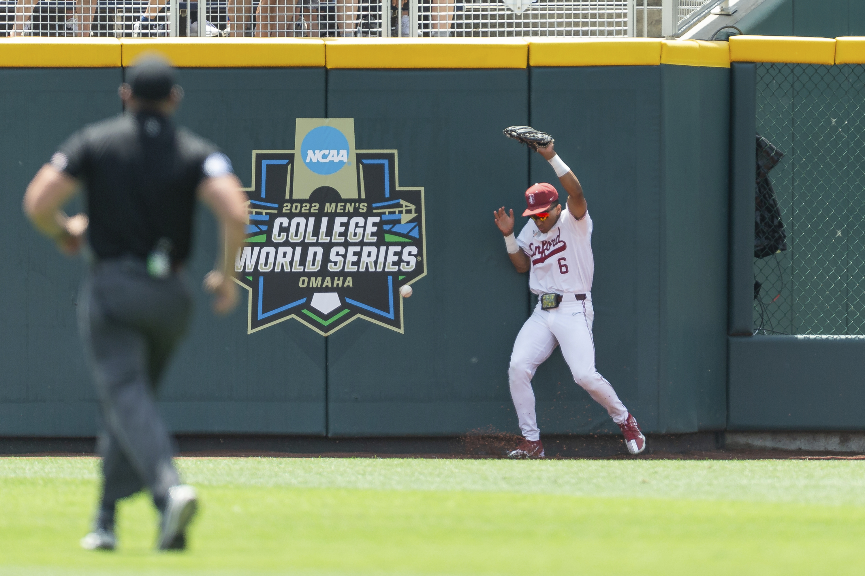 PHOTOS: Tennessee baseball defeats Stanford in College World Series