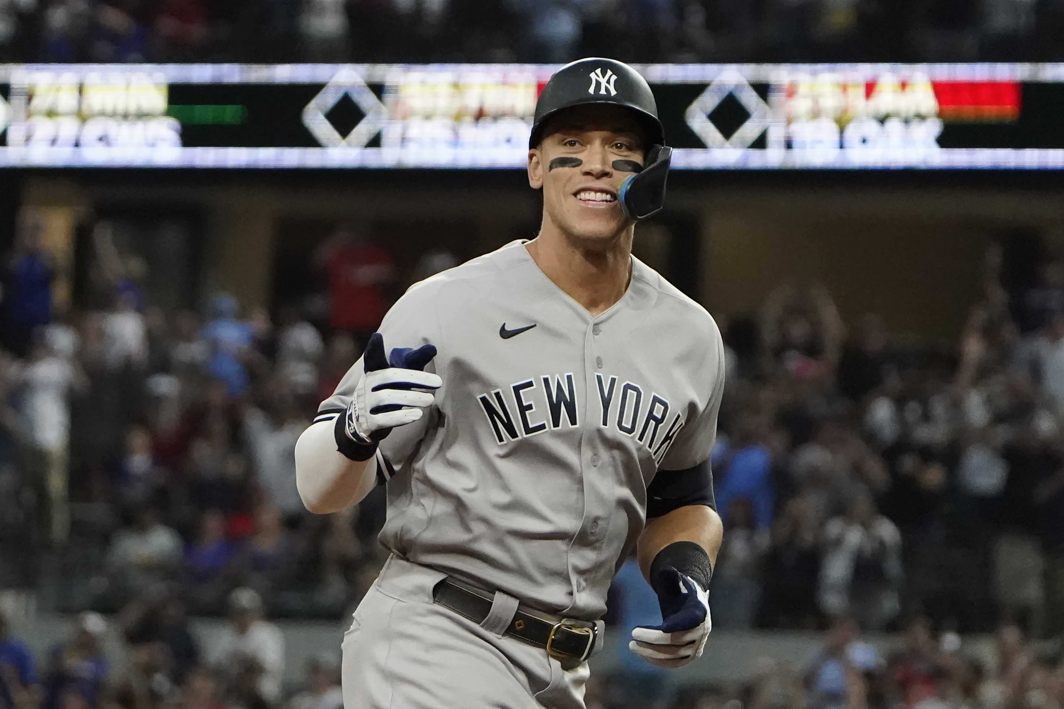 Aaron Judge 62 Home Runs  How Fast Does the Yankees Slugger Run