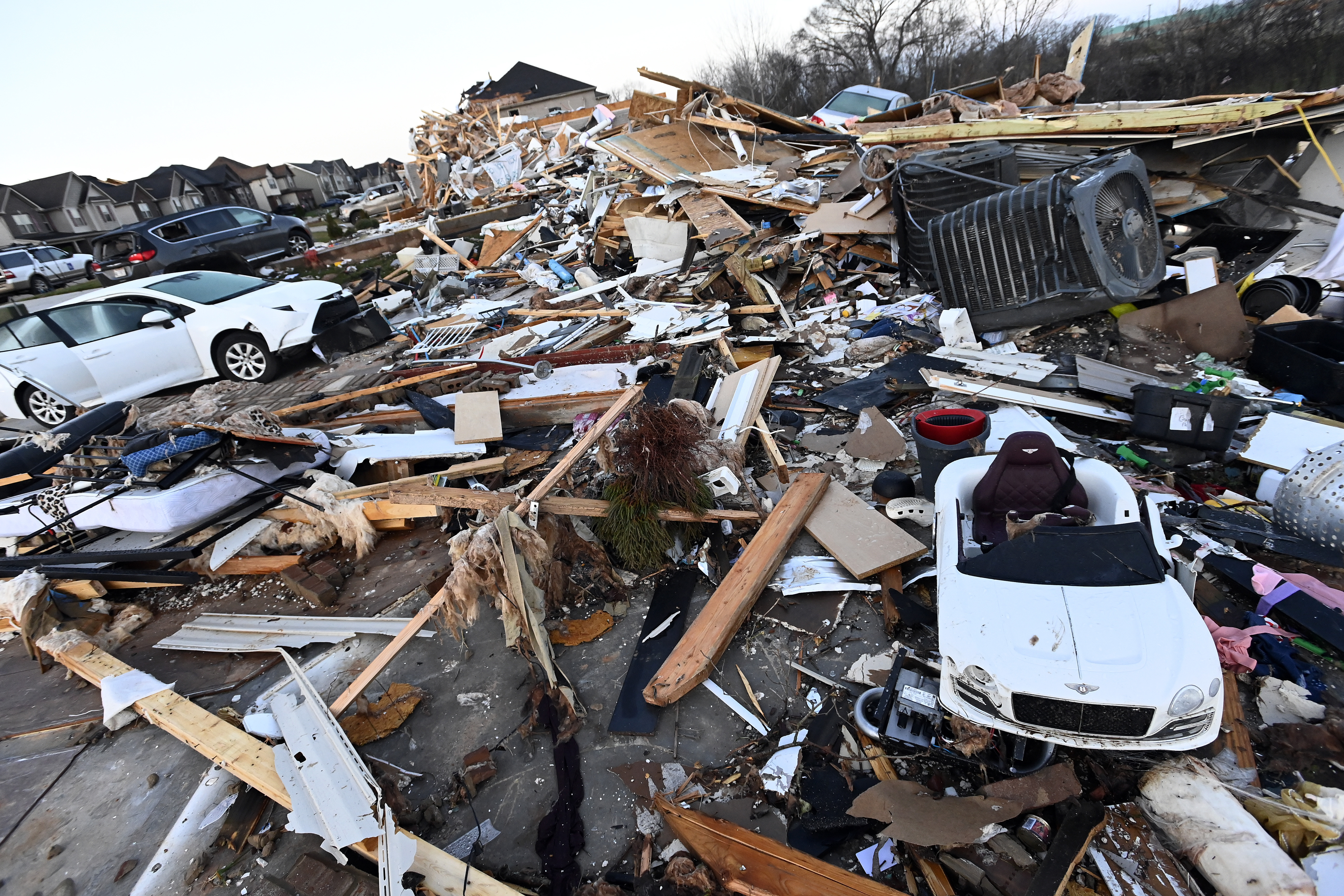 Tornadoes, severe weather kill 6 people in Tennessee - cleveland.com