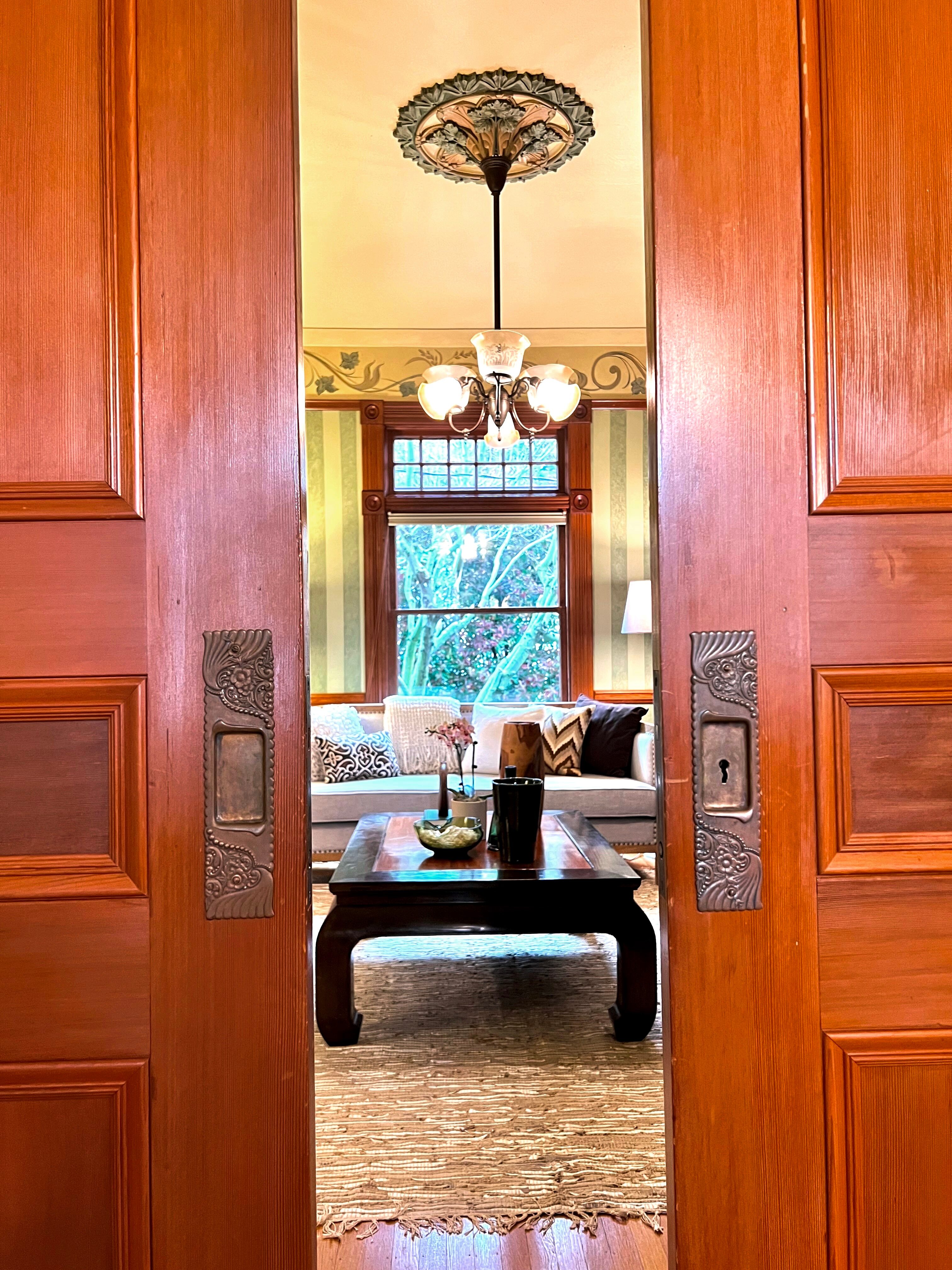 1894 Queen Anne in NE Portland