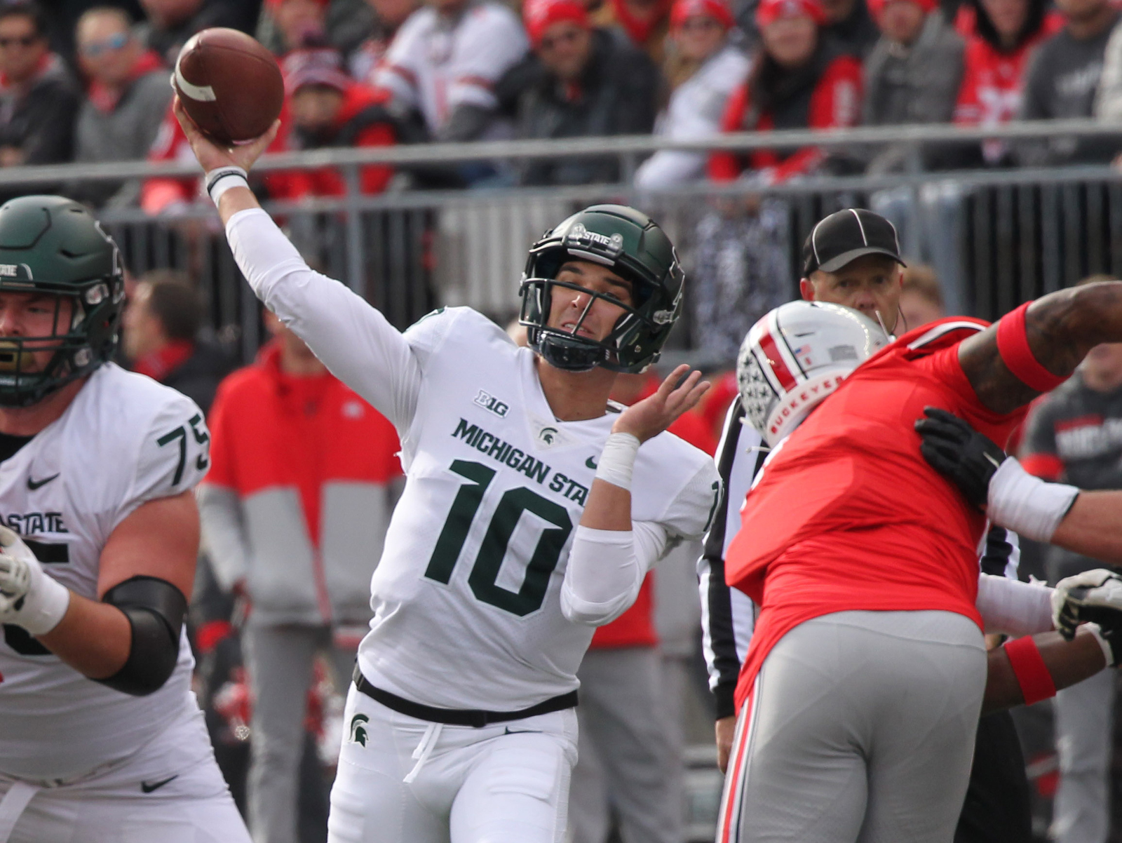 WATCH: Ohio State star WR Chris Olave breaks all-time school record for TD  receptions vs. Michigan State 