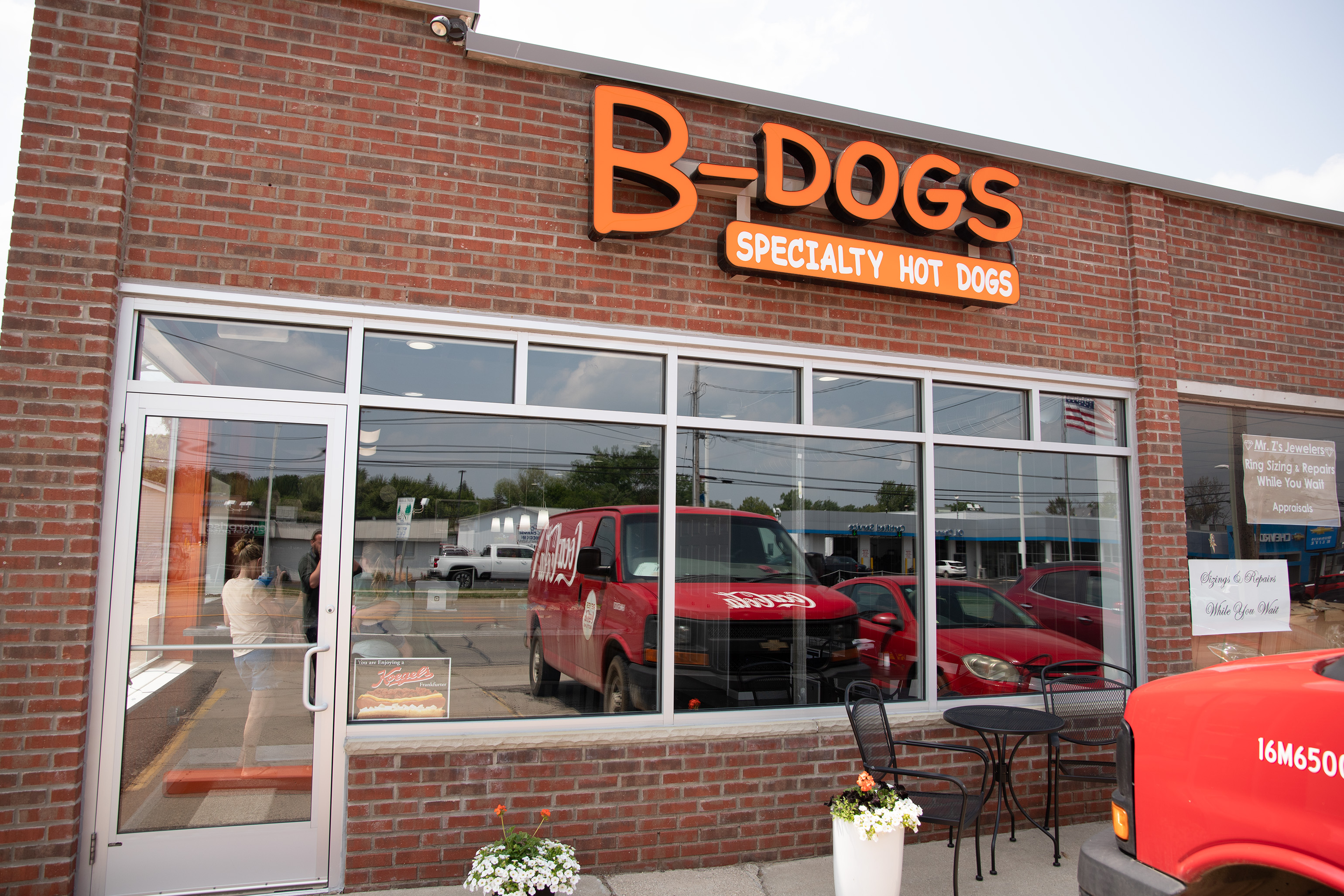 B-Dogs Opens New Location In Davison - Mlive.com