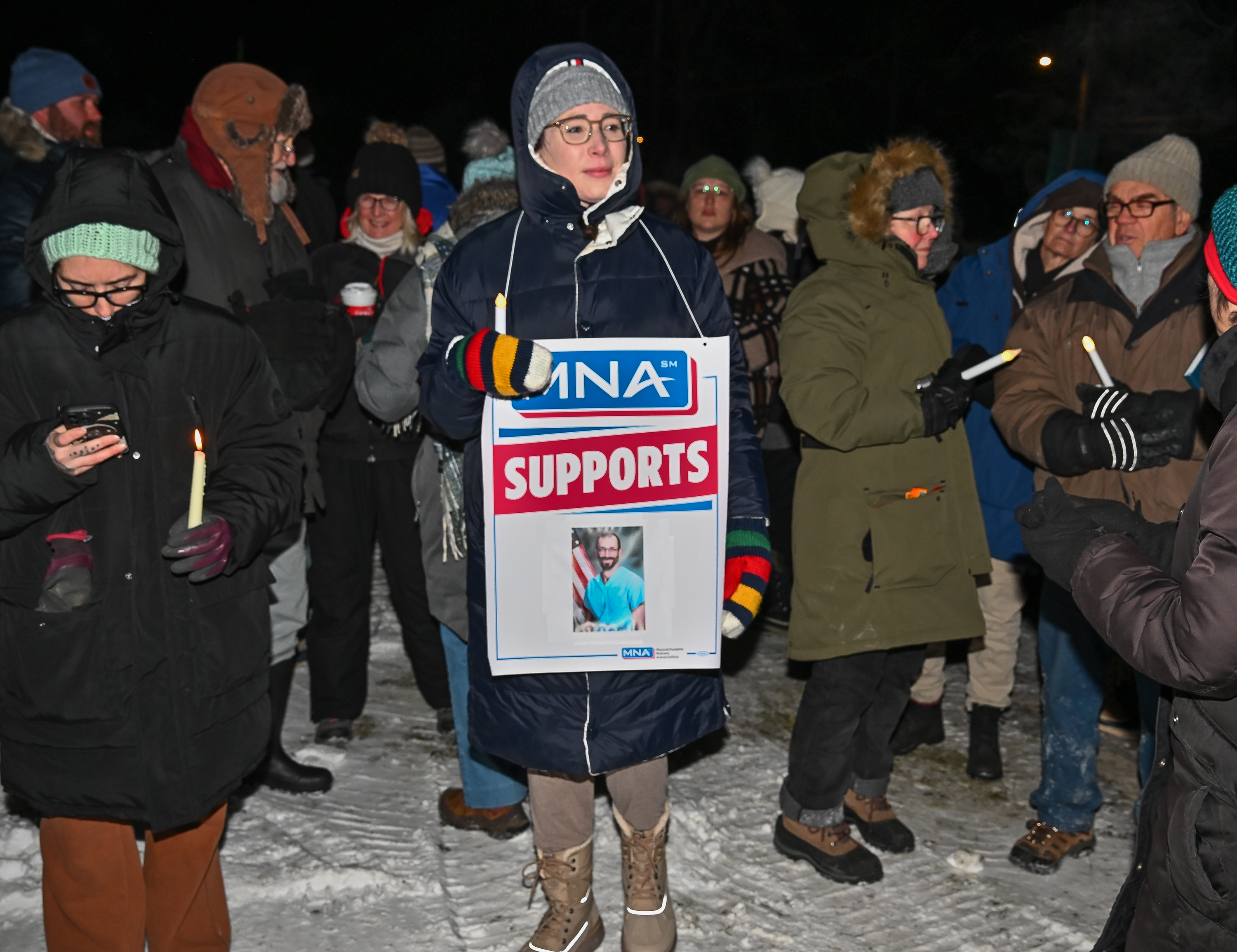 Northampton vigil honors ICU nurse Alex Pretti, killed by federal ...