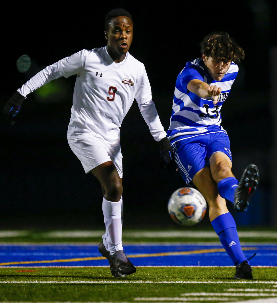 Nazareth vs. Whitehall in the boys District 11 soccer quarterfinals ...