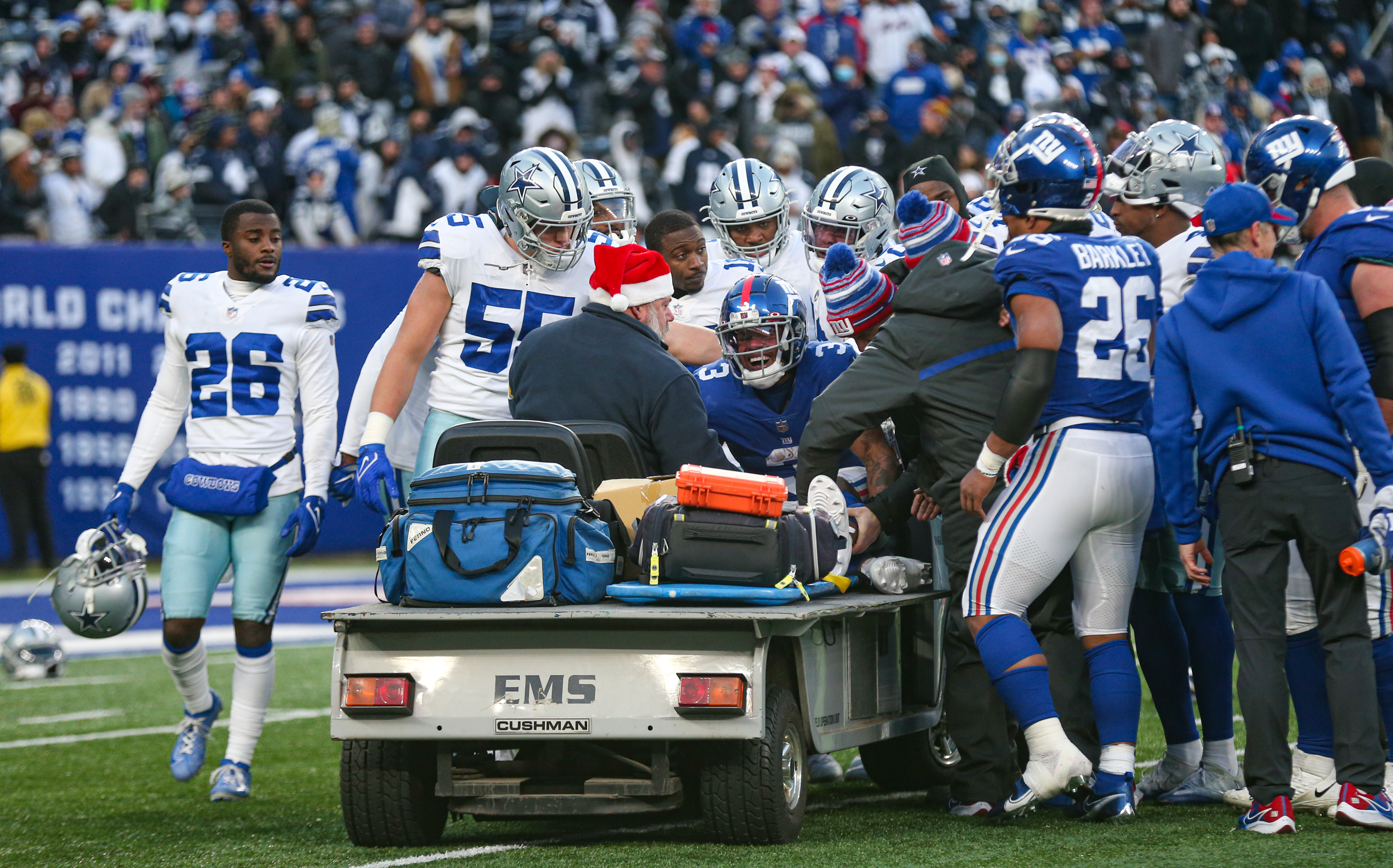 Saquon Barkley dives for a touchdown